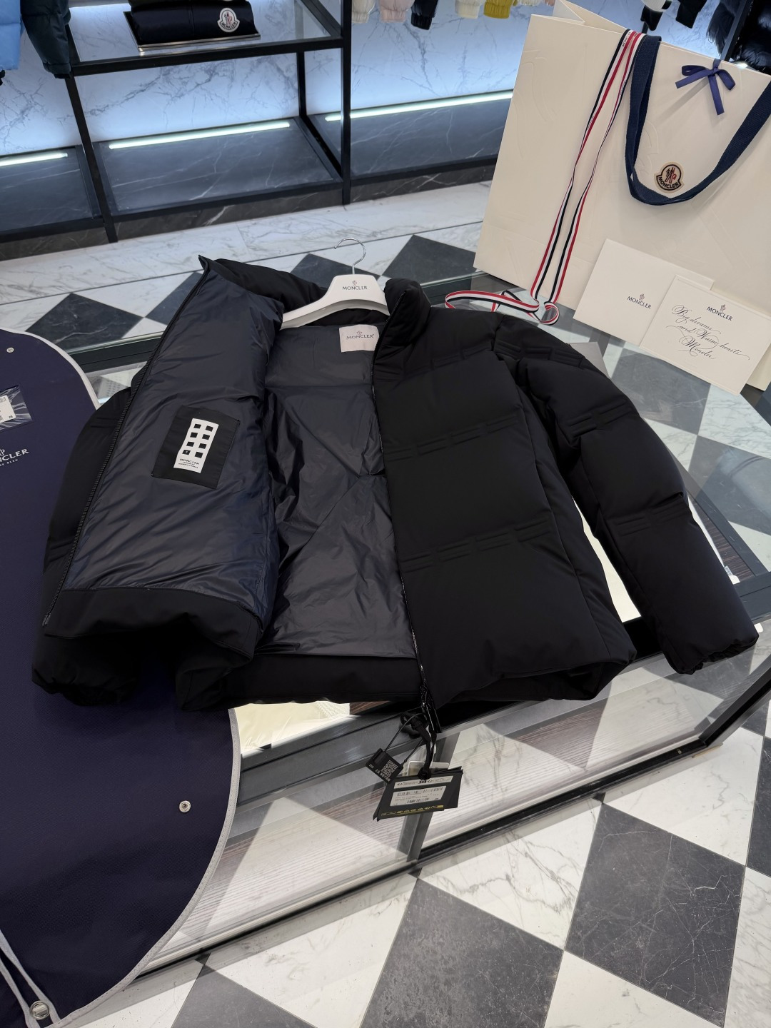 Moncler Female Jacket S-m-l
