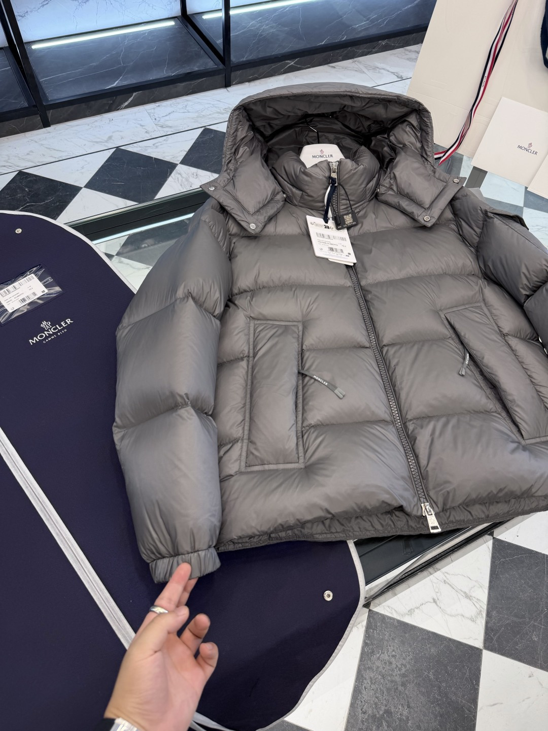 Moncler Male Jacket Hooded M-l