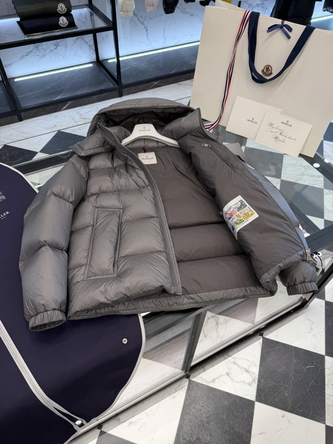 Moncler Male Jacket Hooded M-l