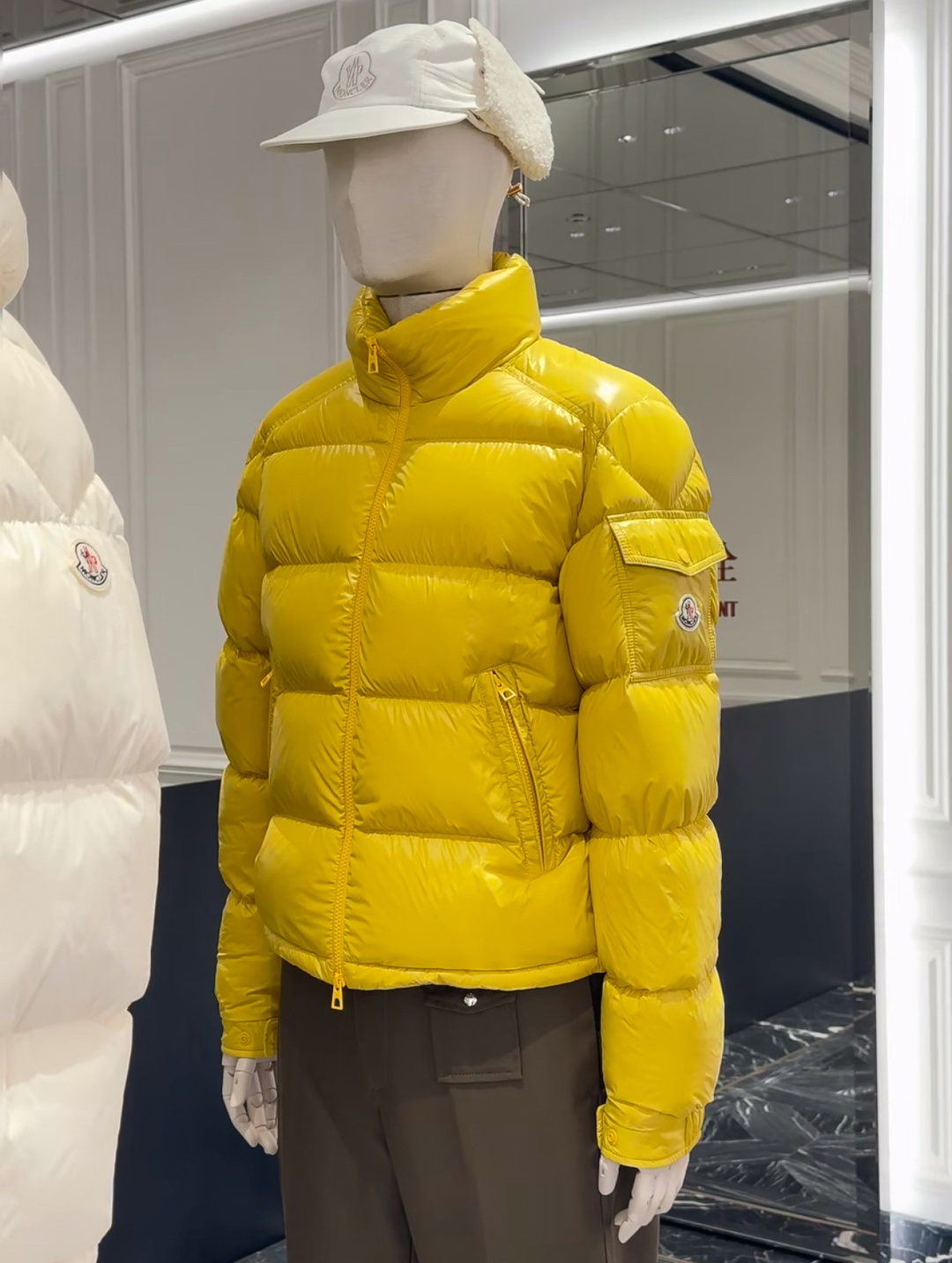 Moncler Male Jacket M-l