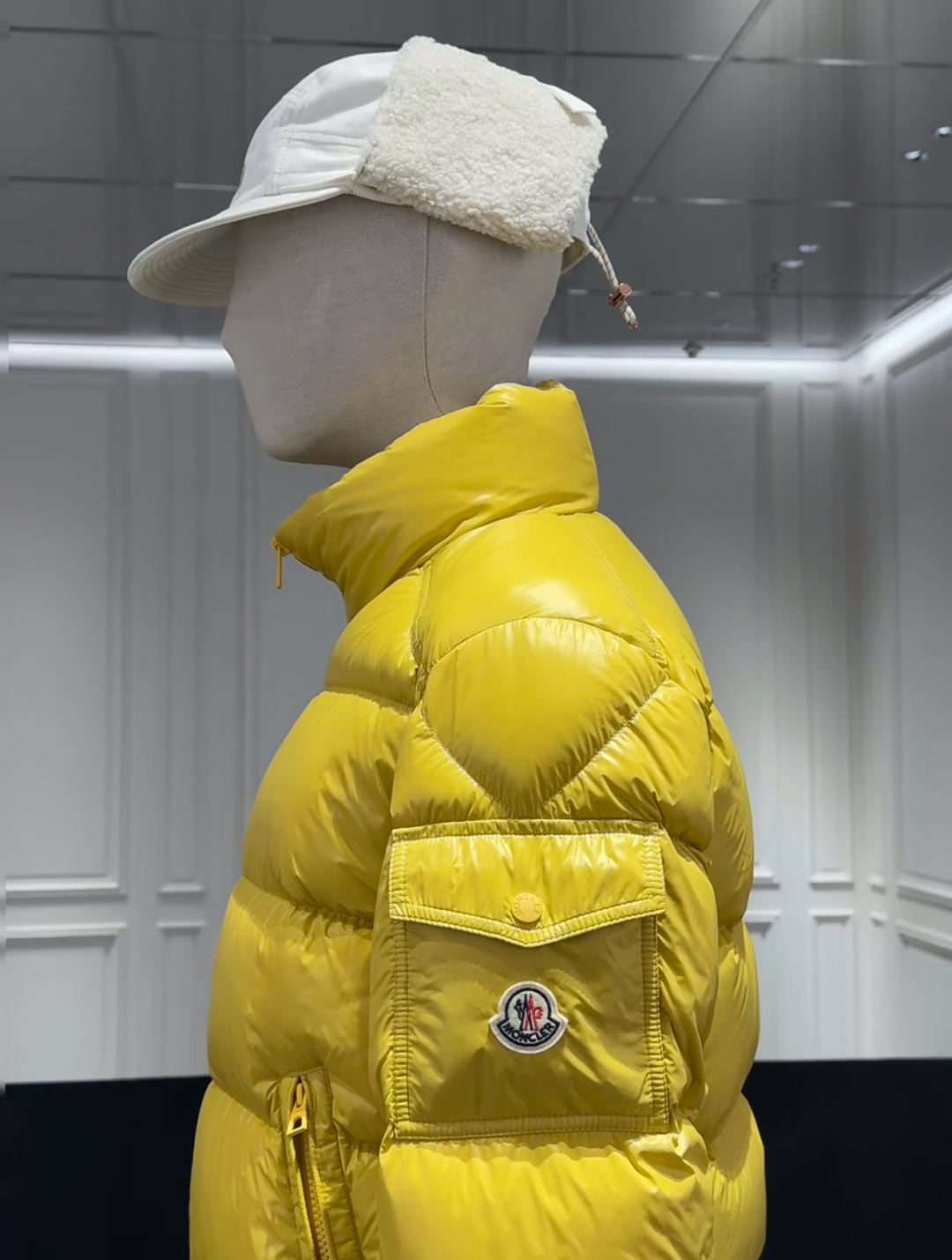 Moncler Male Jacket M-l