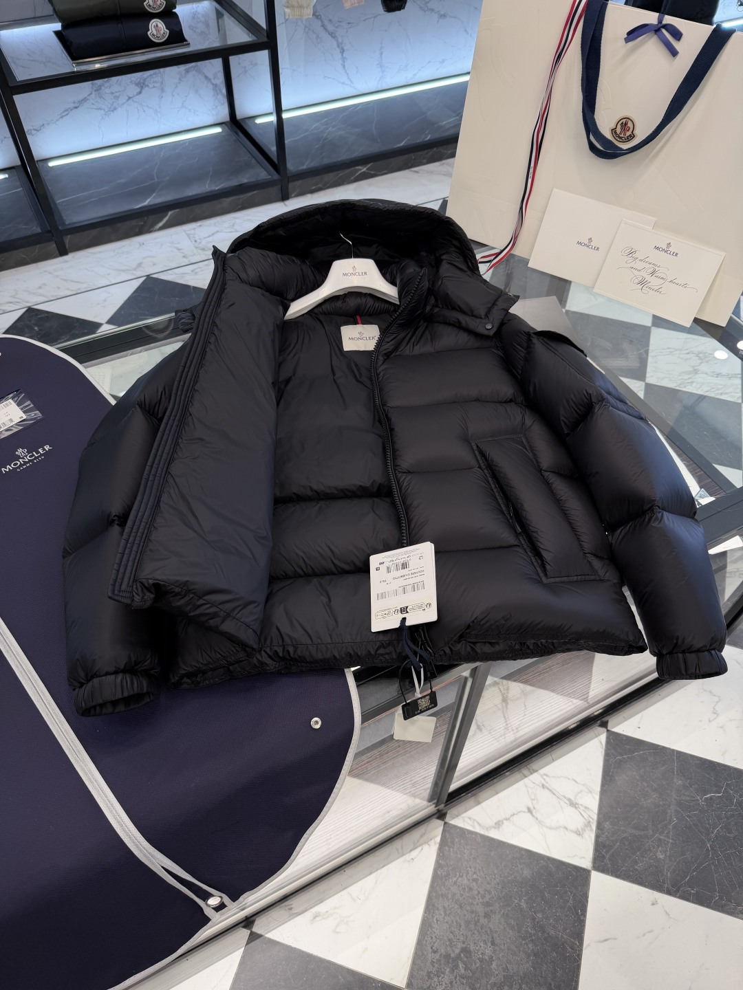Moncler Male Jacket Hooded M-l