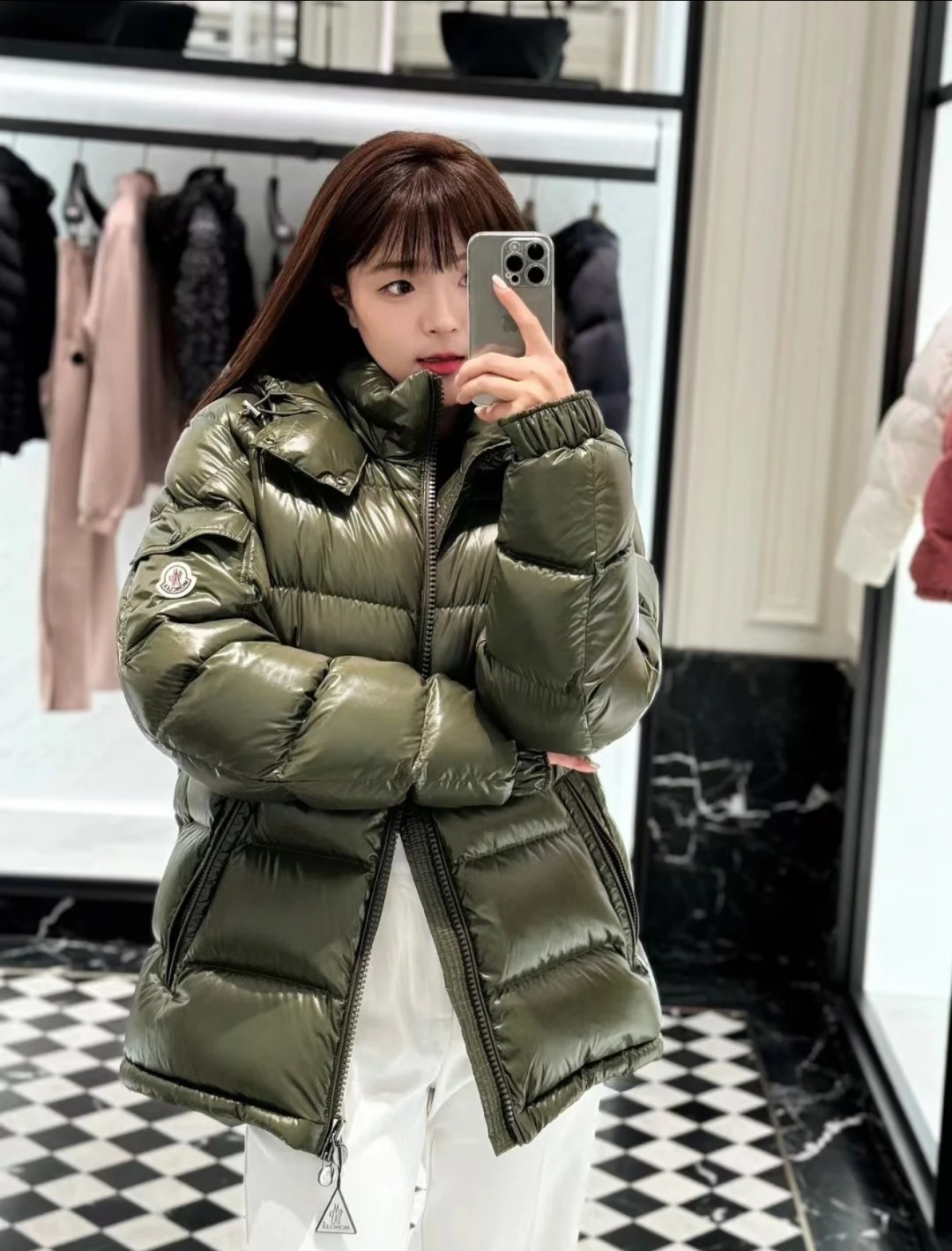 Moncler Down Jacket M-l