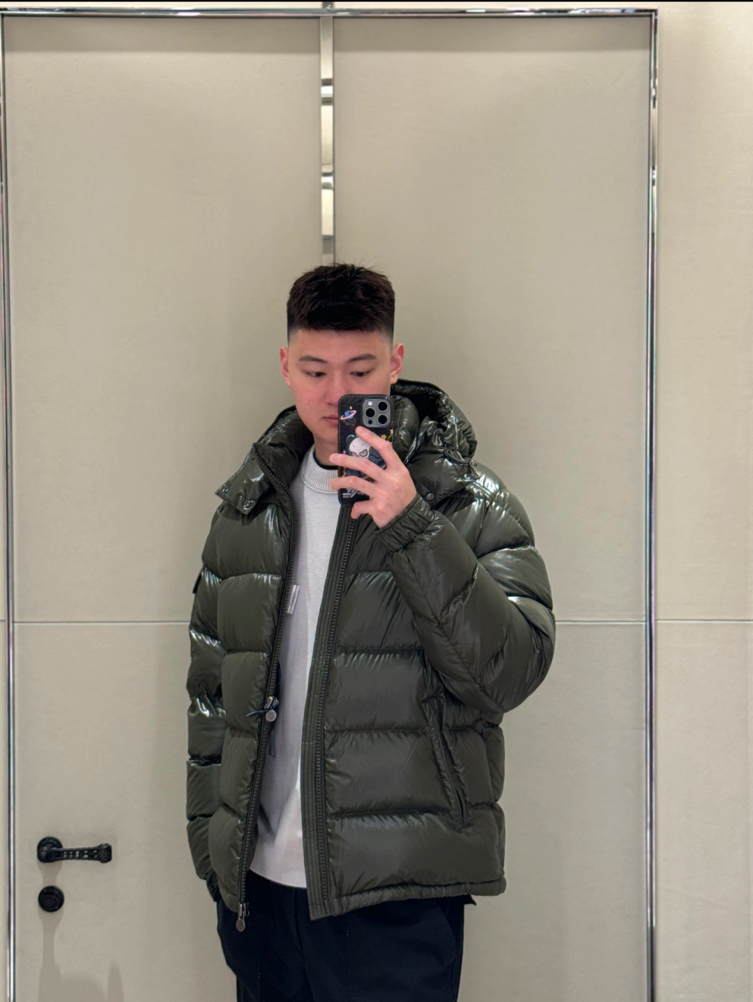 Moncler Down Jacket M-l