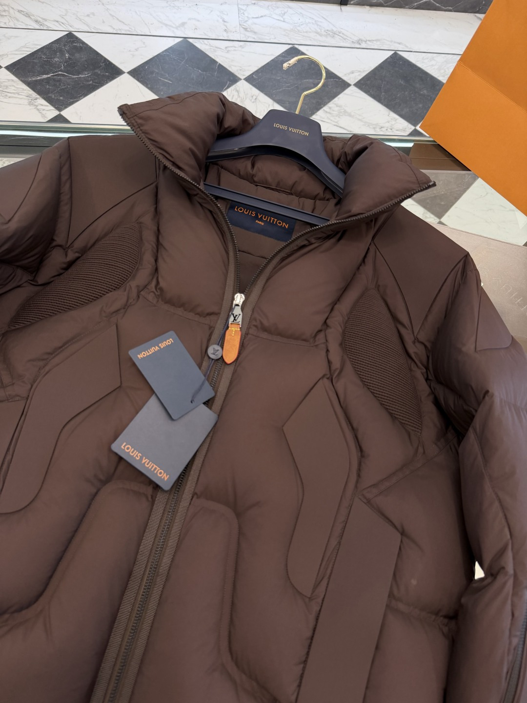 Louis Vuitton Down Jacket S-l