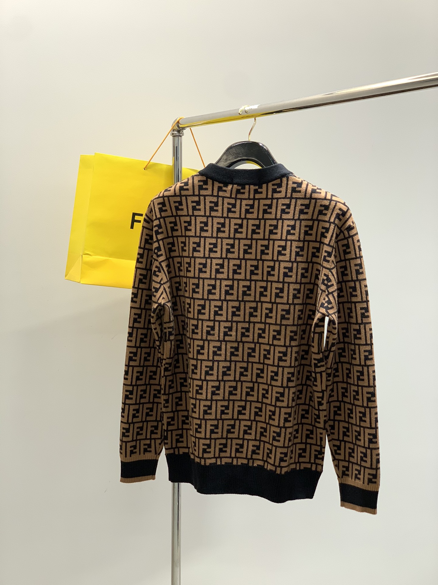 Fendi Basic Clothing Knitted M-l-xl