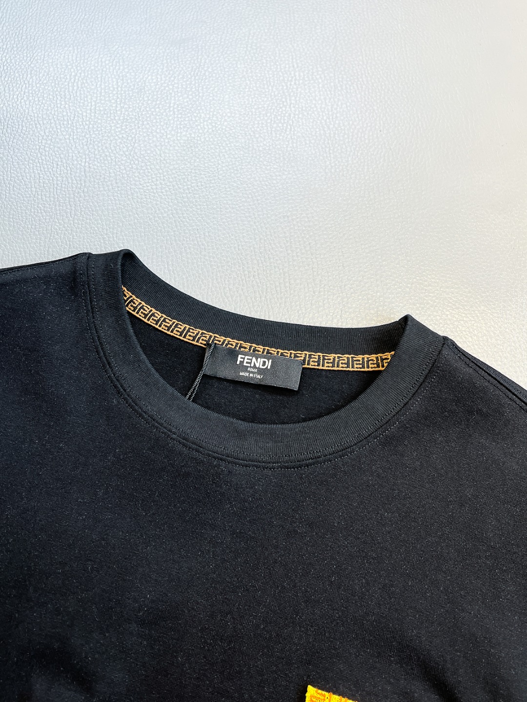 Fendi Basic Clothing Black S-l-xl
