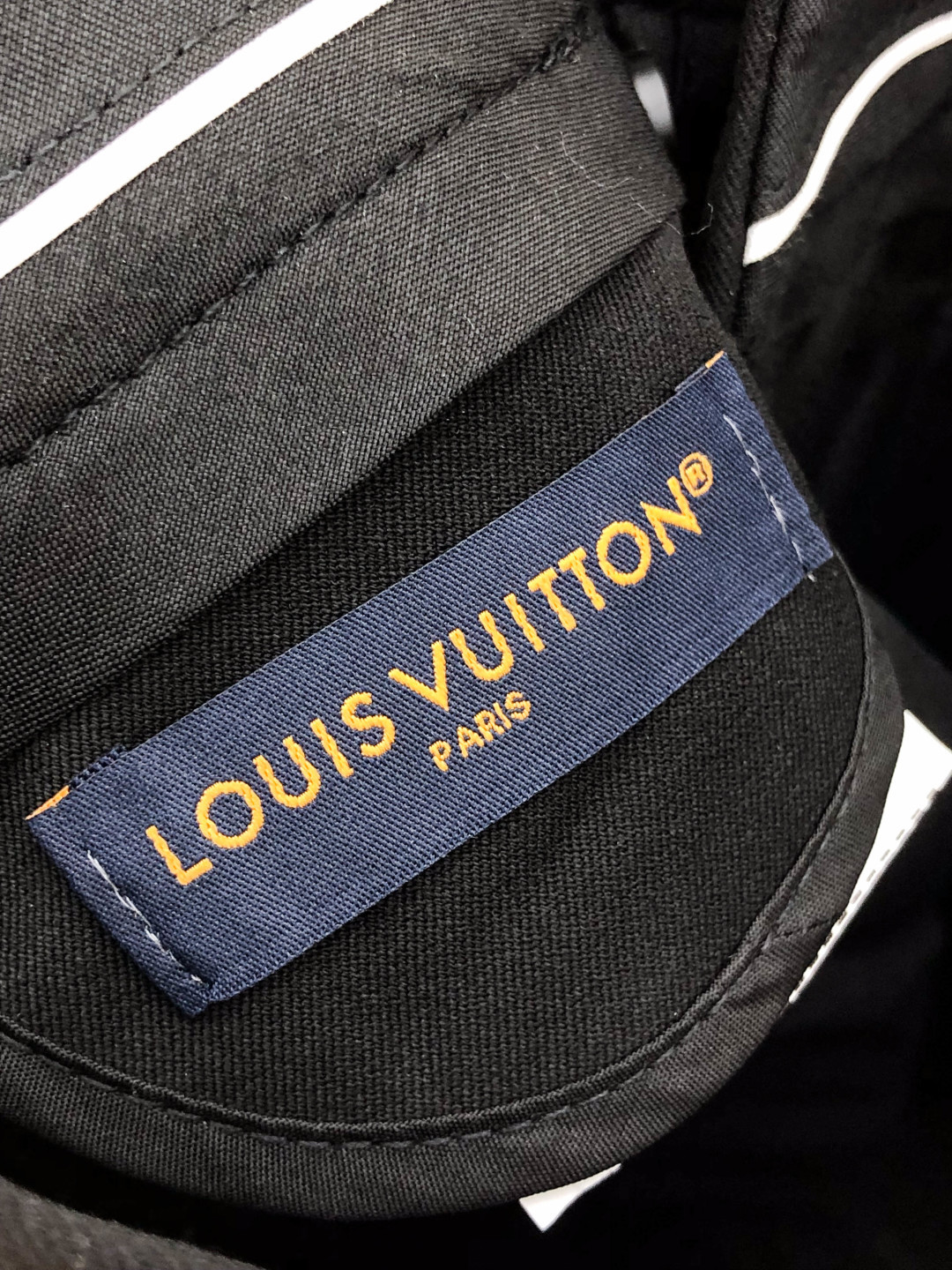 Louis Vuitton Male Basic Clothing Cotton Gray Slim Fit L-175130