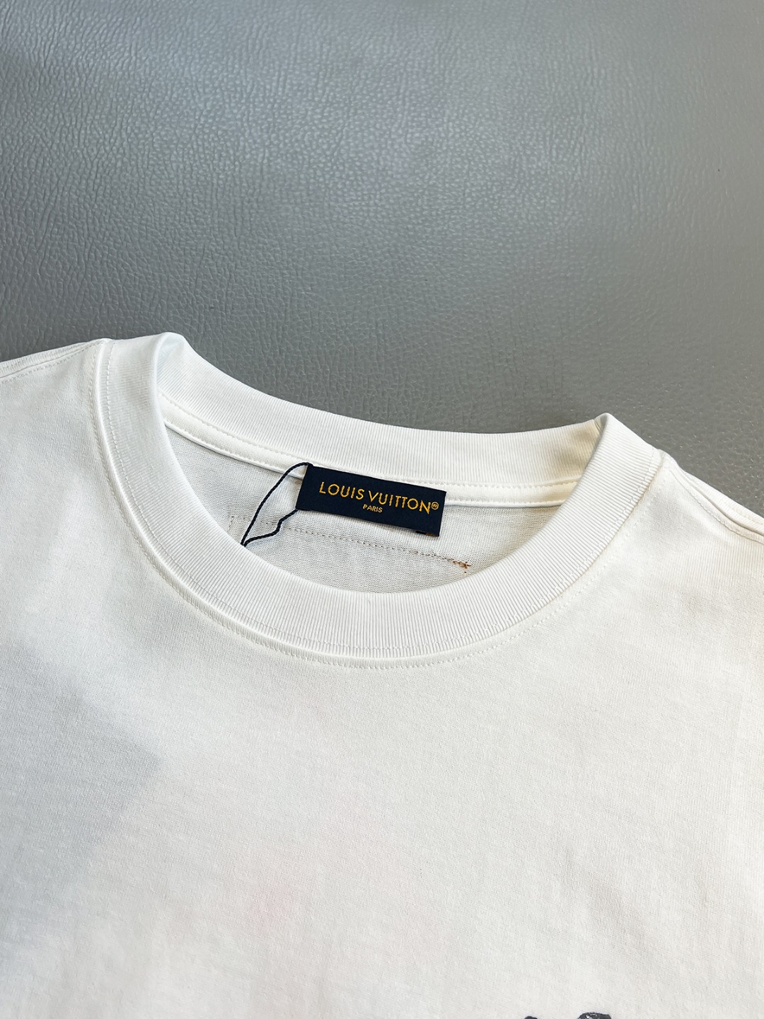Louis Vuitton Basic Clothing Black S-l-xl