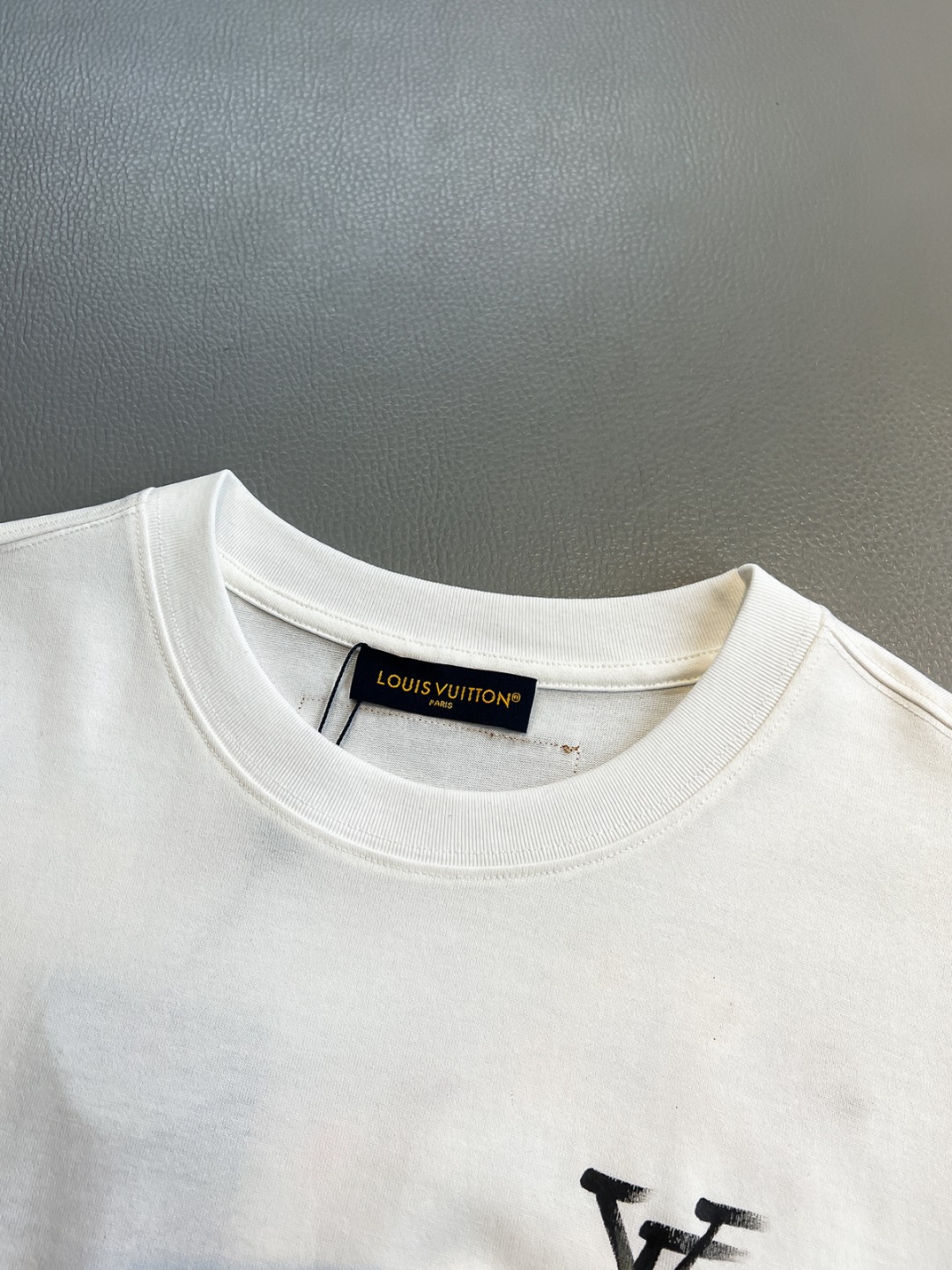 Louis Vuitton Basic Clothing Black S-l-xl