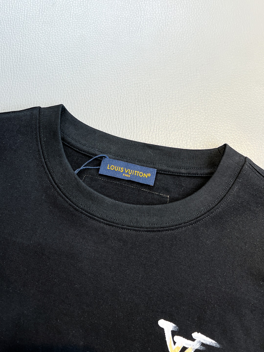 Louis Vuitton Basic Clothing Black S-l-xl
