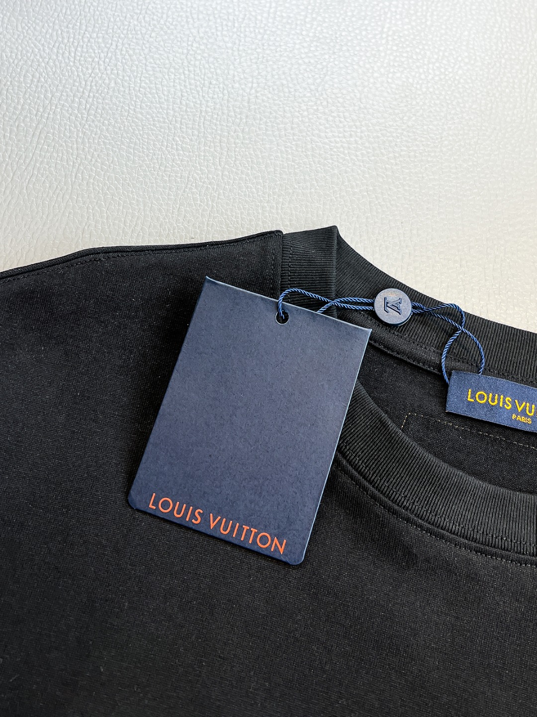 Louis Vuitton Basic Clothing Black S-l-xl