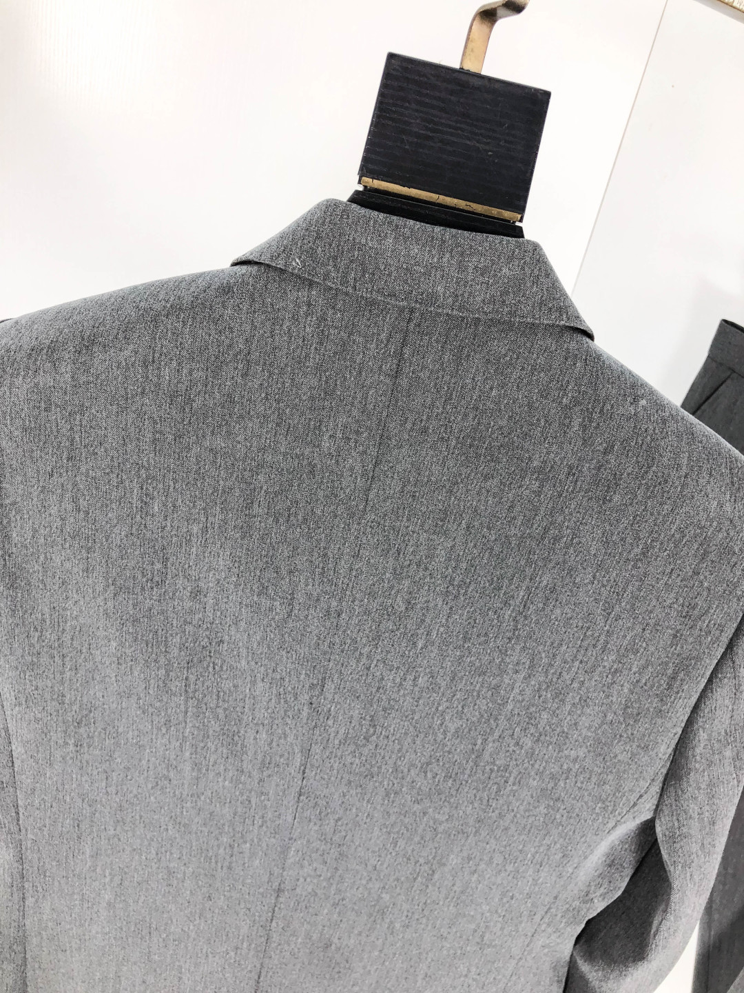 Louis Vuitton Male Basic Clothing Cotton Gray Slim Fit L-175130
