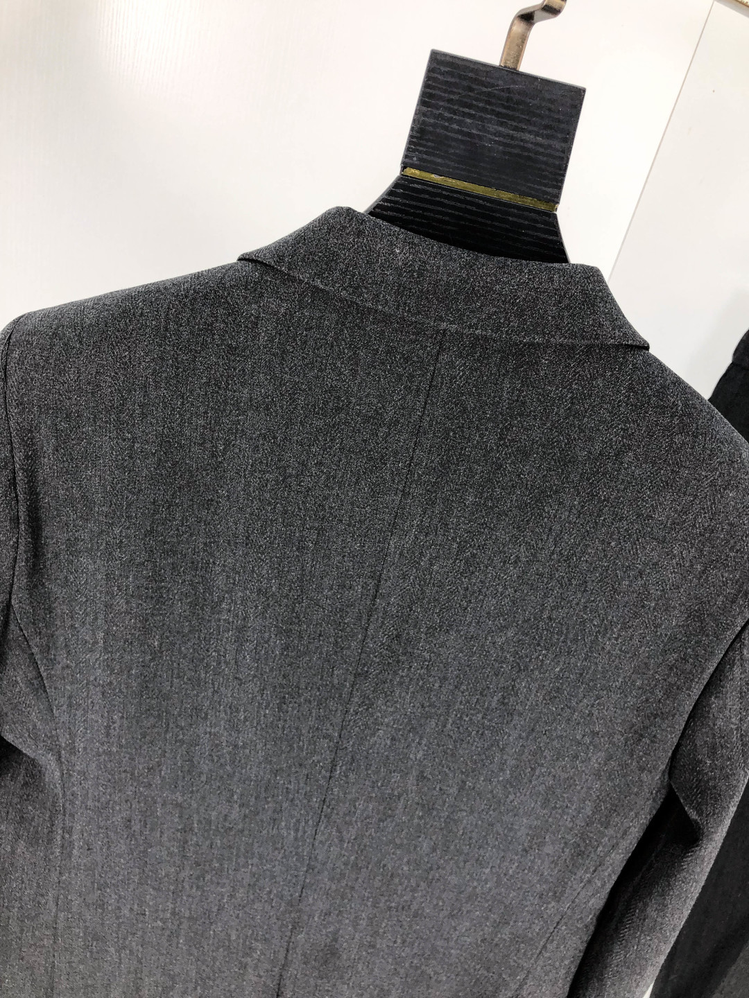 Louis Vuitton Male Basic Clothing Cotton Gray Slim Fit L-175130