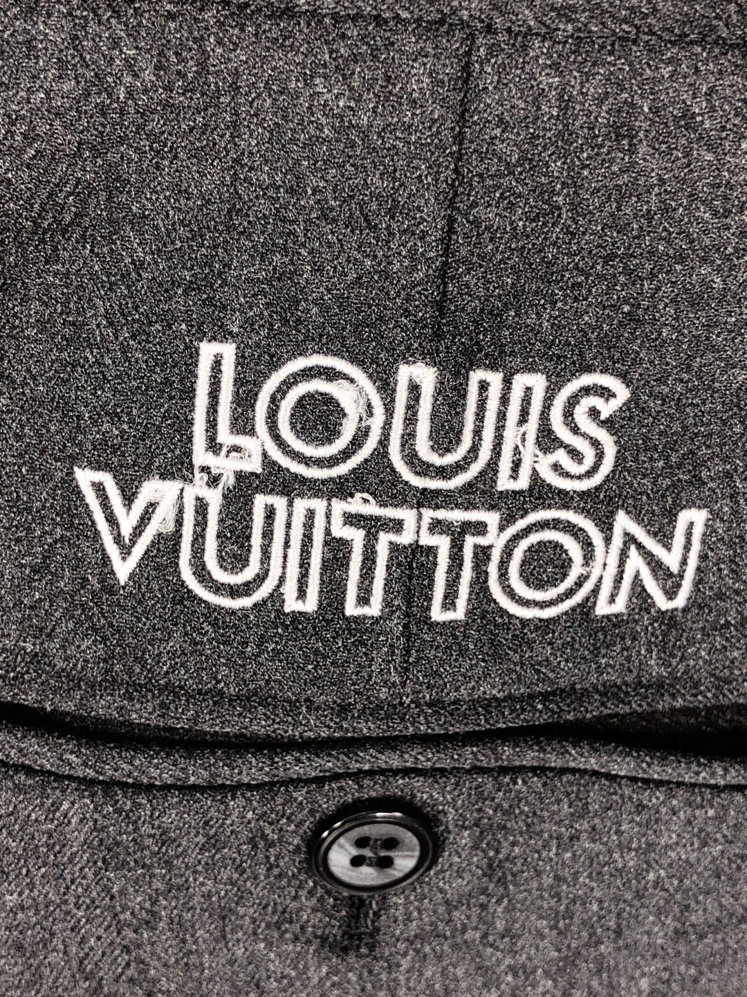 Louis Vuitton Male Basic Clothing Cotton Gray Slim Fit L-175130