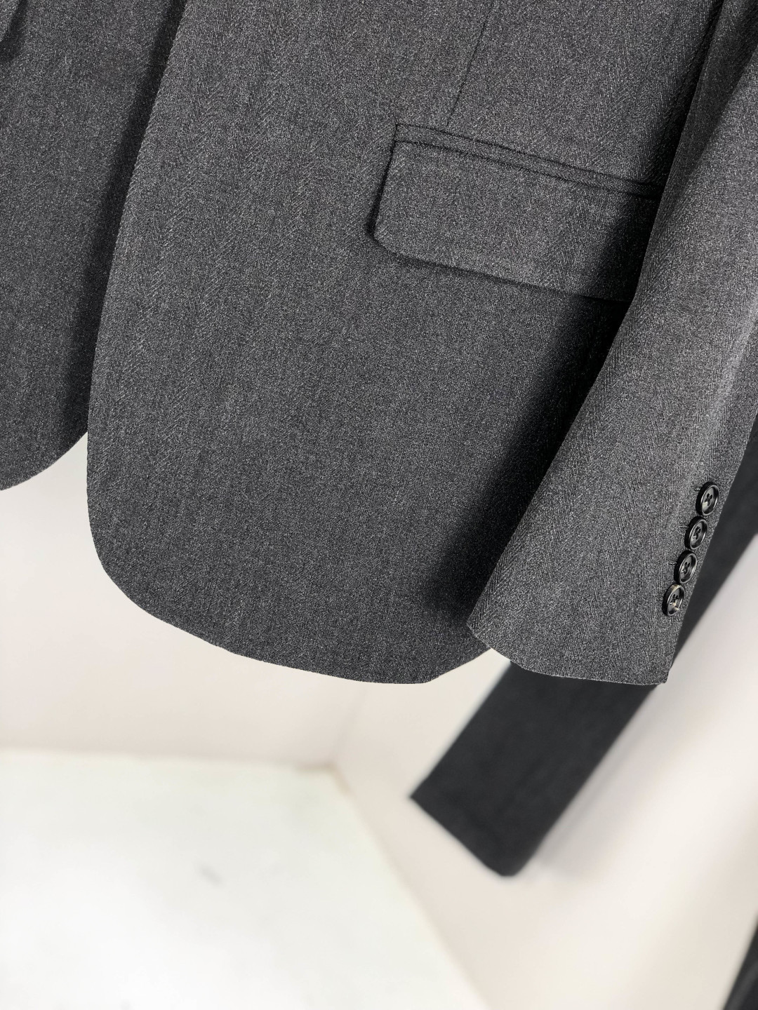 Louis Vuitton Male Basic Clothing Cotton Gray Slim Fit L-175130