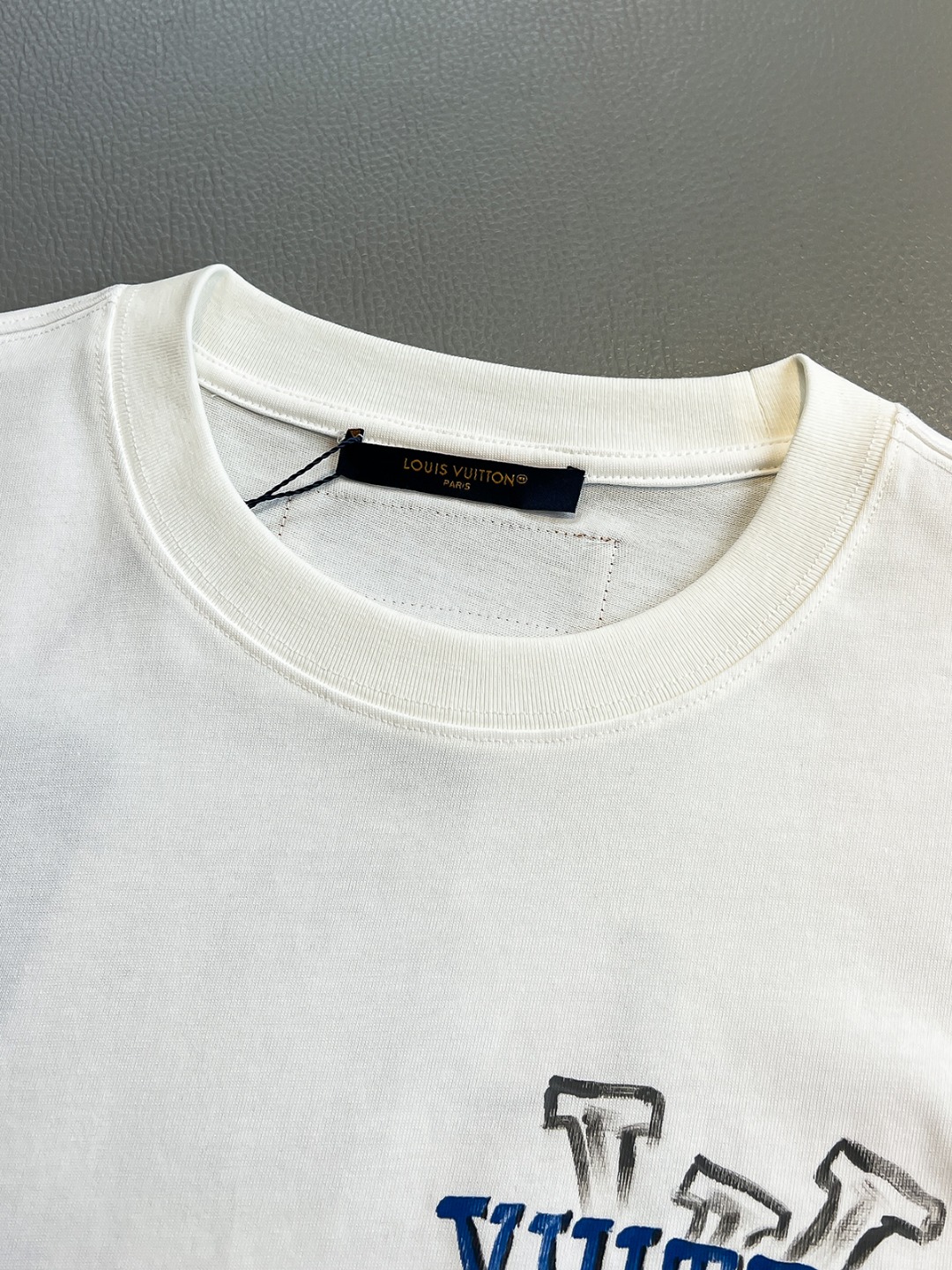 Louis Vuitton Basic Clothing Black S-l-xl