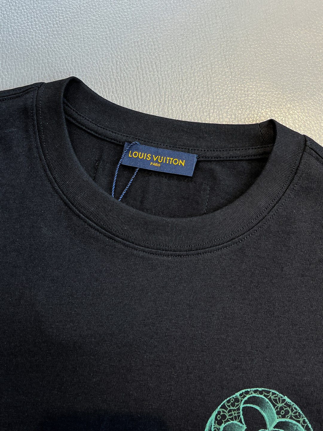 Louis Vuitton Basic Clothing Black S-l-xl
