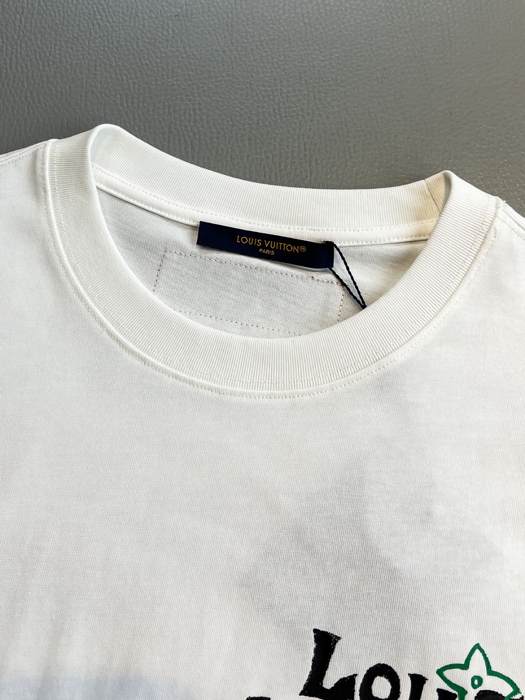 Louis Vuitton Basic Clothing Black S-l-xl