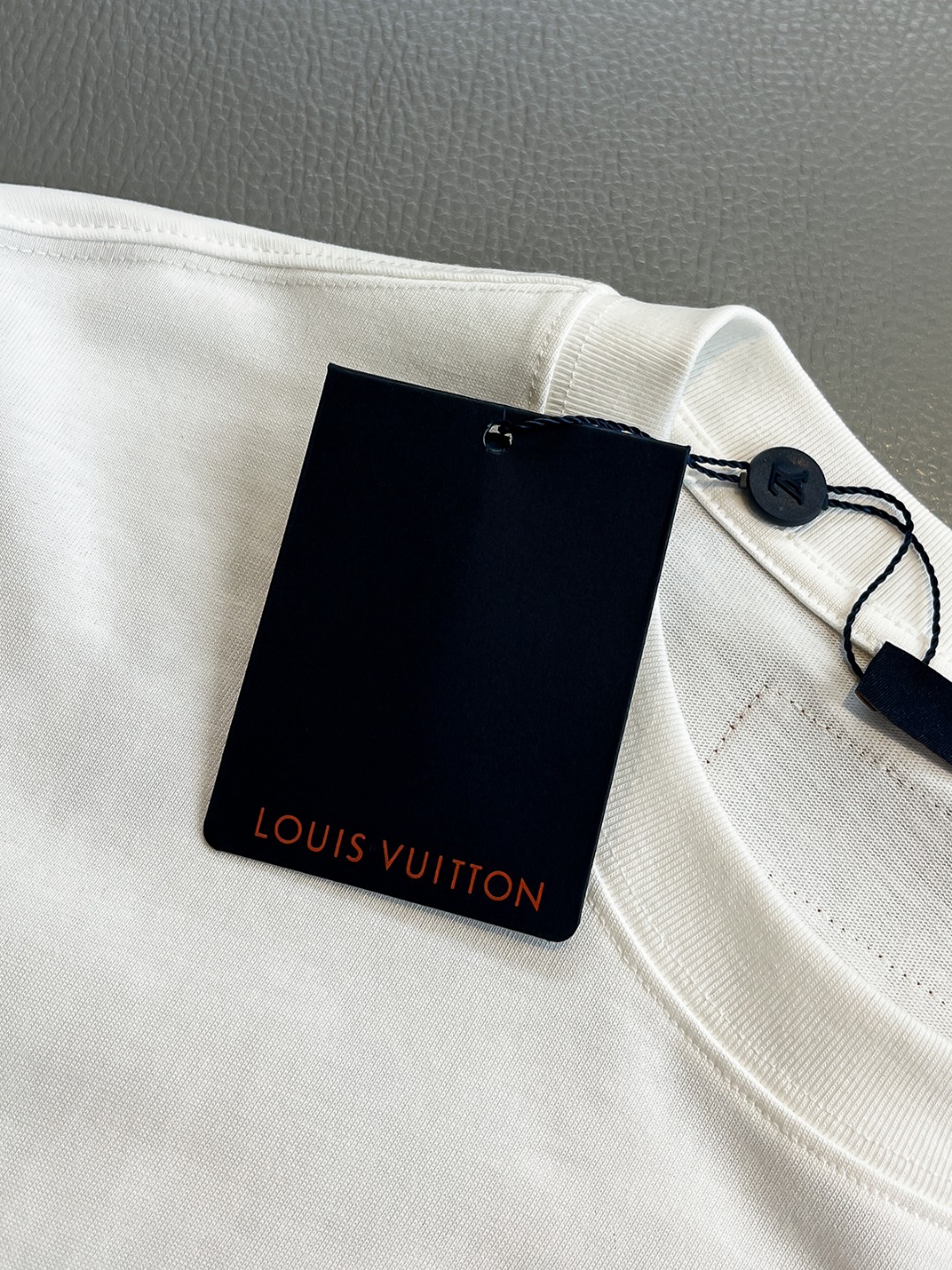 Louis Vuitton Basic Clothing Black S-l-xl