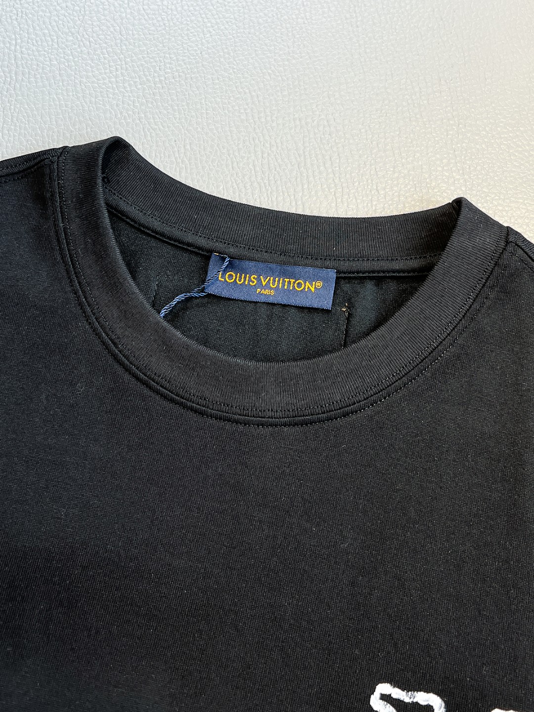 Louis Vuitton Basic Clothing Black S-l-xl