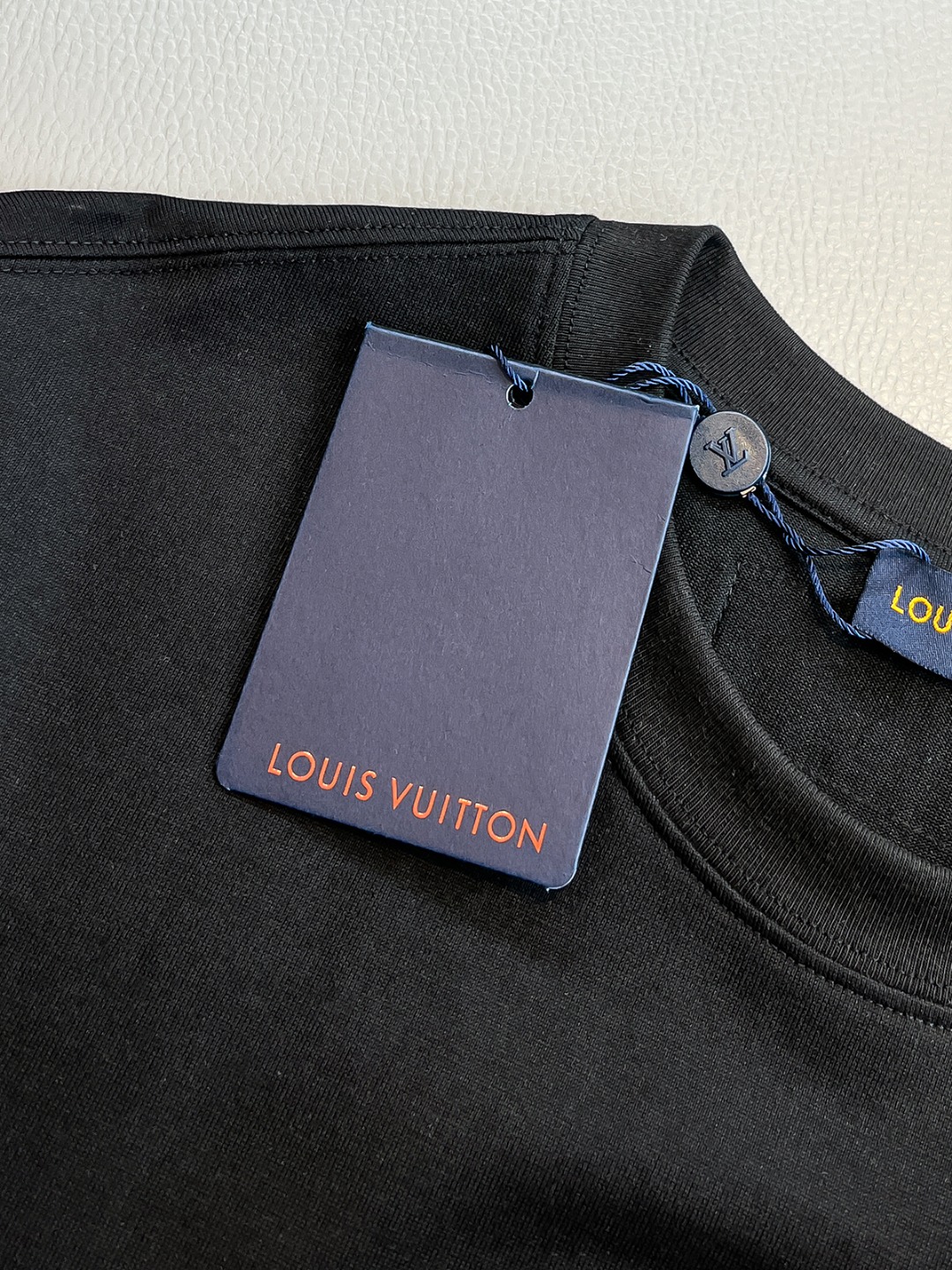 Louis Vuitton Basic Clothing Black S-l-xl