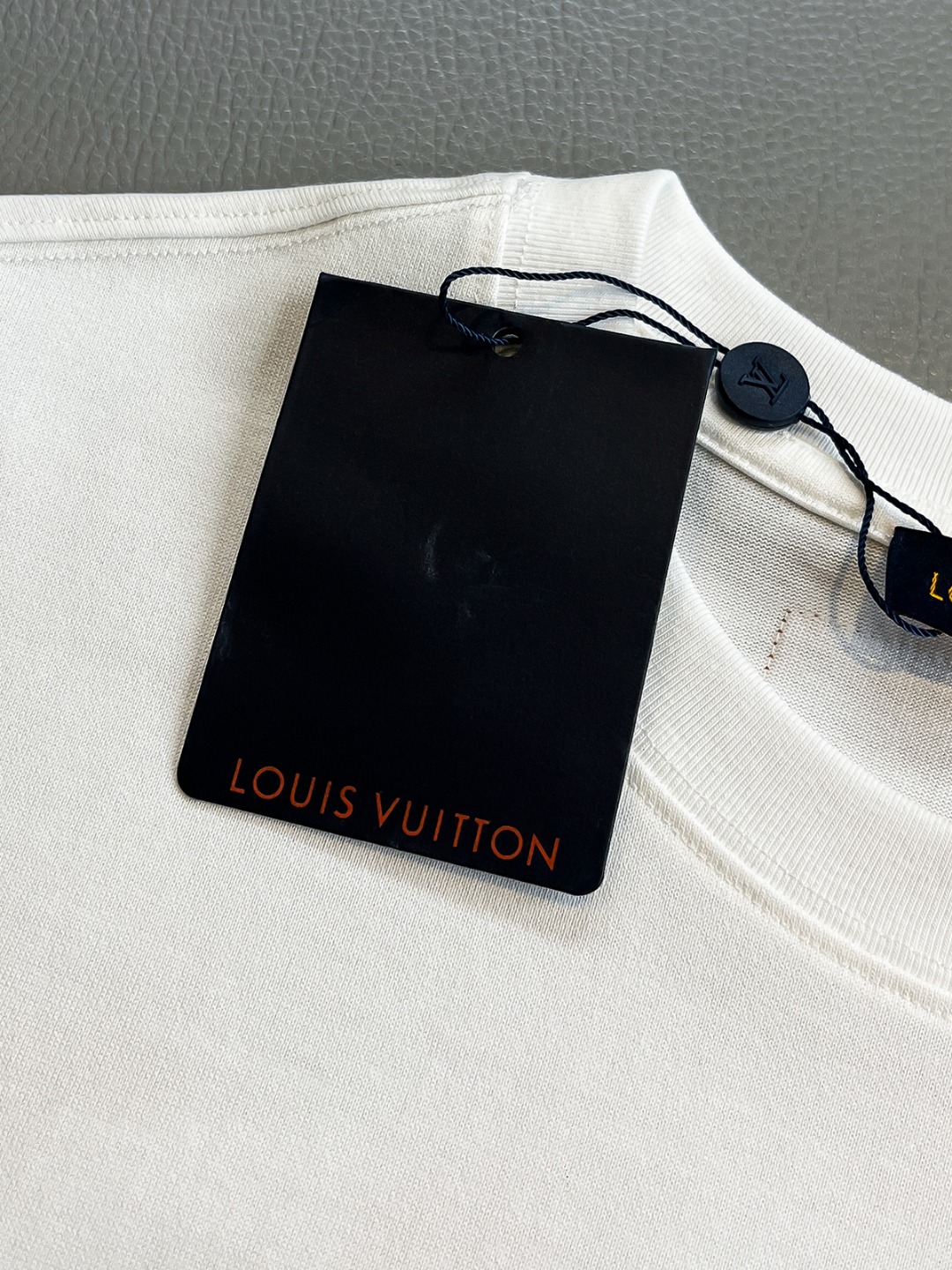 Louis Vuitton Basic Clothing Black S-l-xl