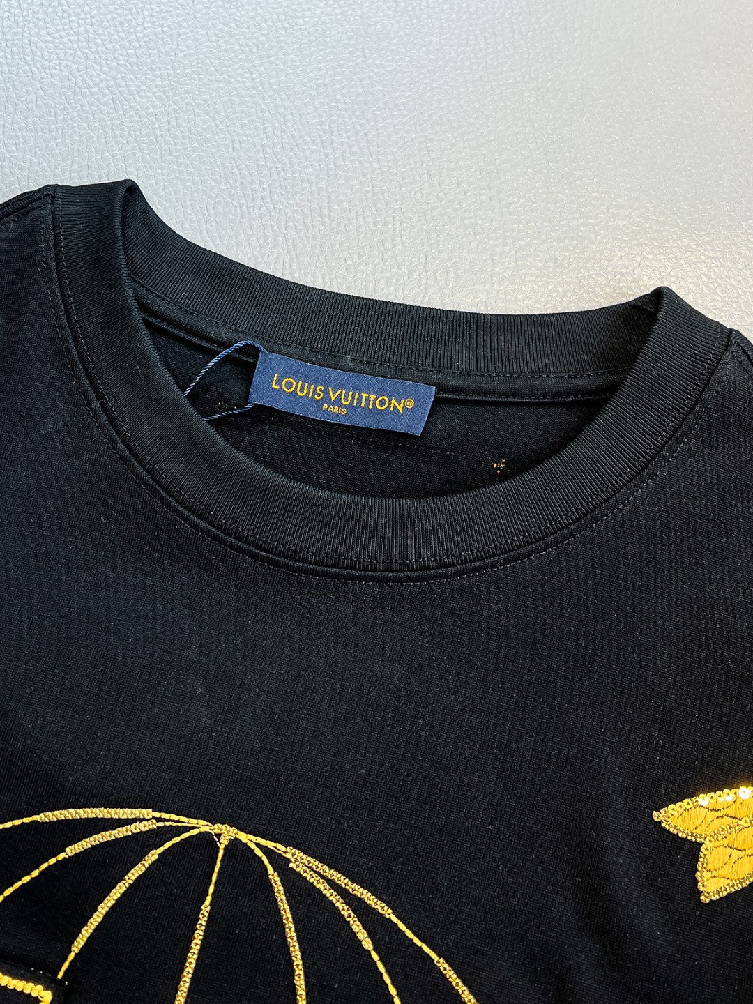 Louis Vuitton Basic Clothing Black S-l-xl