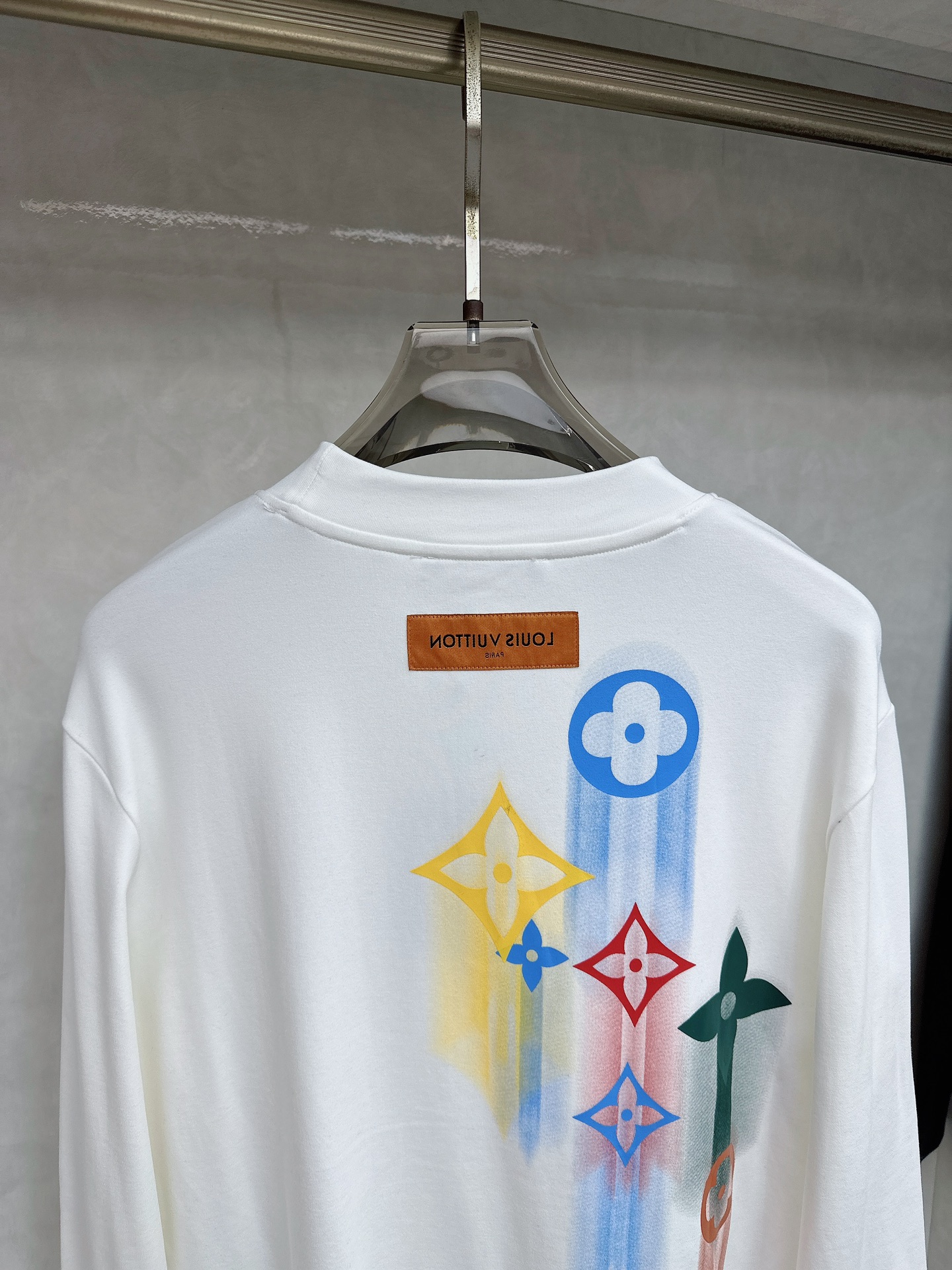 Louis Vuitton Basic Clothing S-l-xl