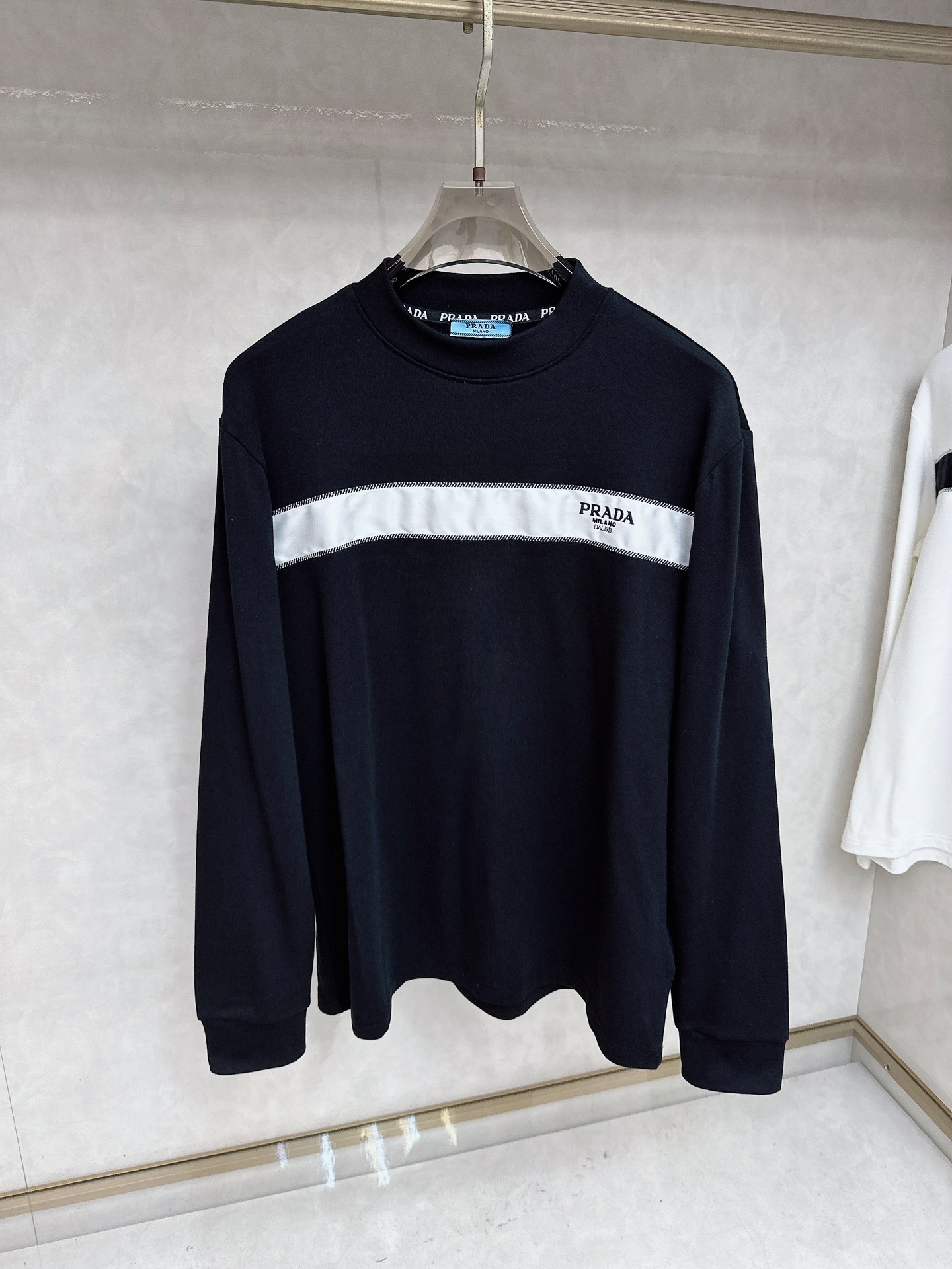 Prada Basic Clothing S-xl