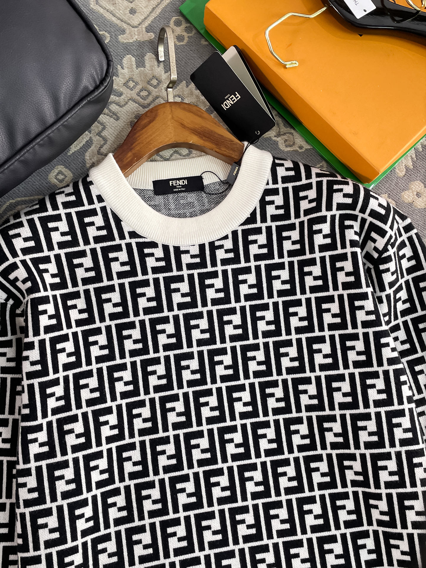 Fendi Couple Basic Clothing Wool S-m-xl
