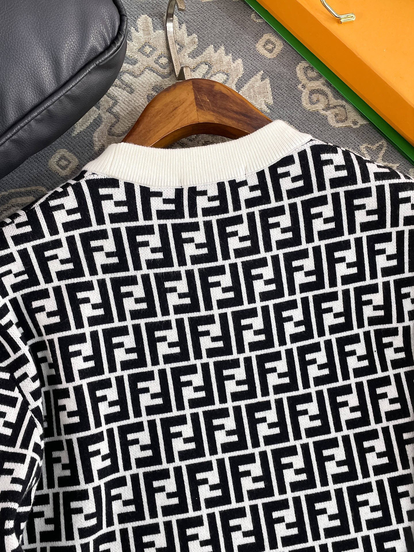 Fendi Couple Basic Clothing Wool S-m-xl