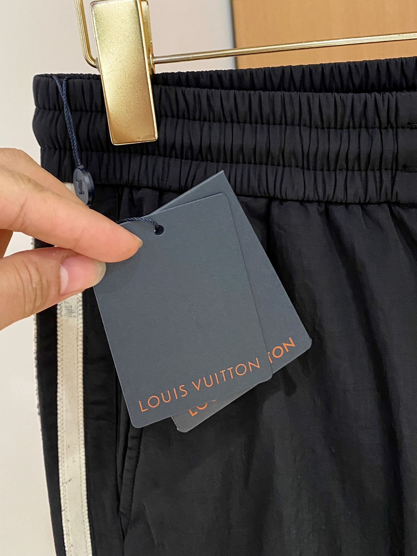 Louis Vuitton Basic Clothing M-l-xl
