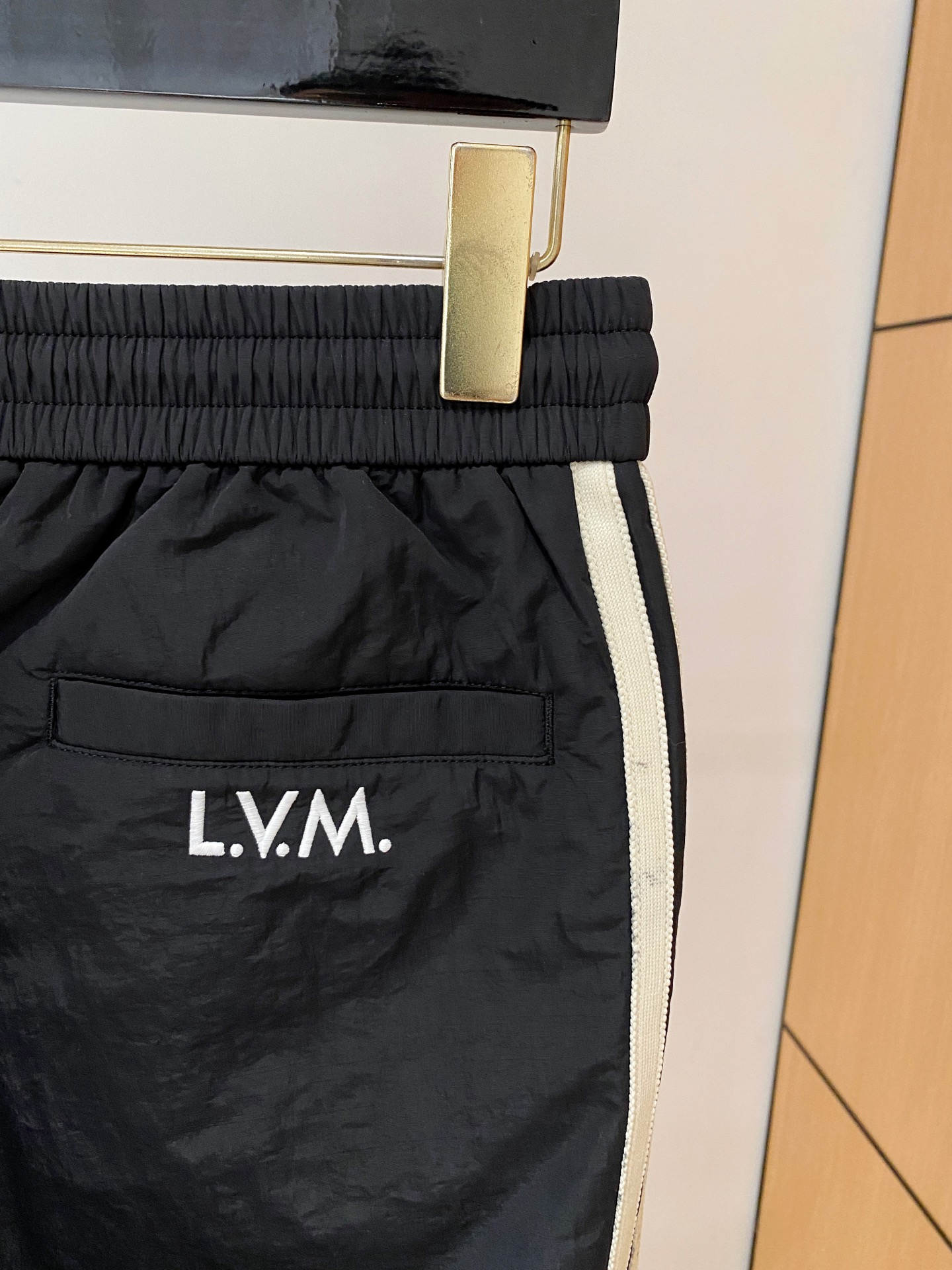 Louis Vuitton Basic Clothing M-l-xl