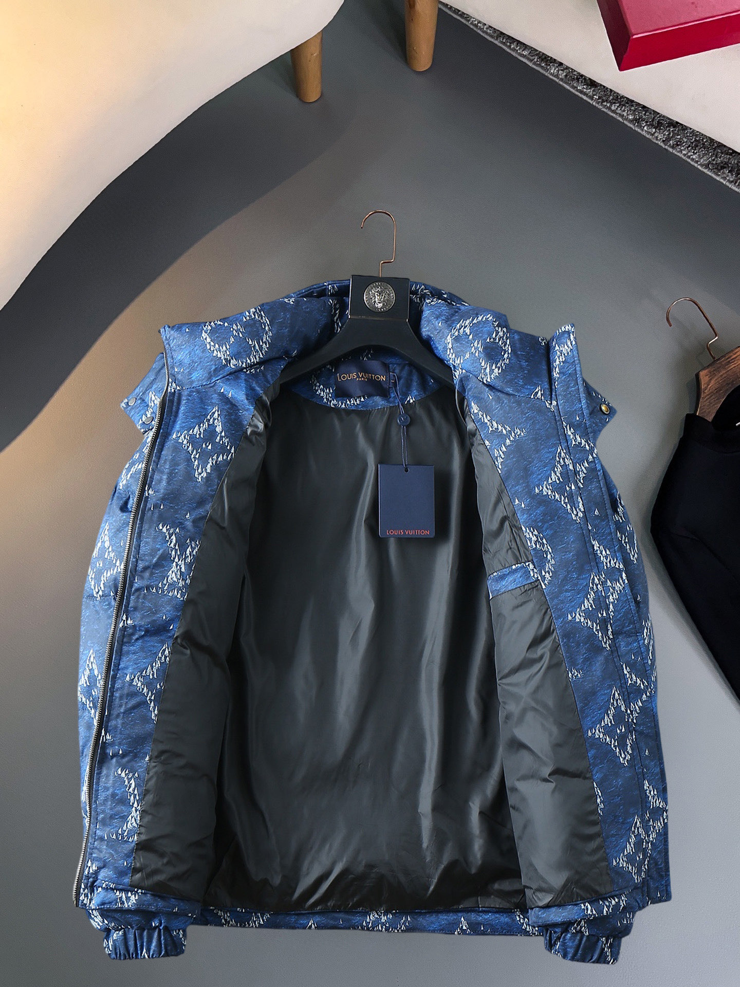 Louis Vuitton Down Jacket Goose Down M-l-xl
