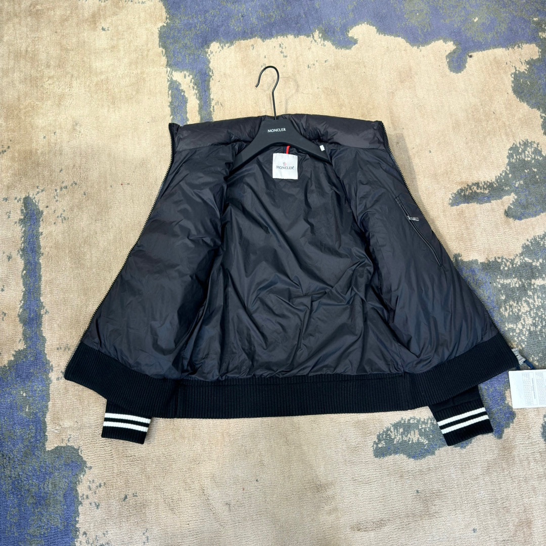 Moncler Down Jacket Knitted Black Slim Fit M-l