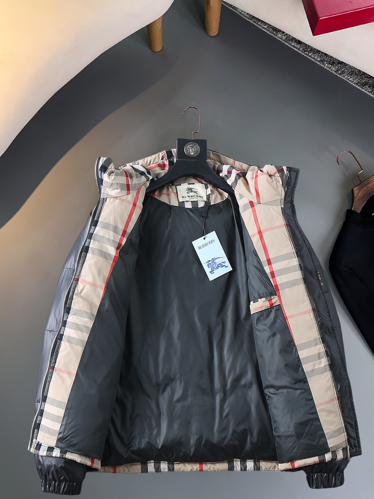 Burberry Down Jacket Goose Down M-l-xl