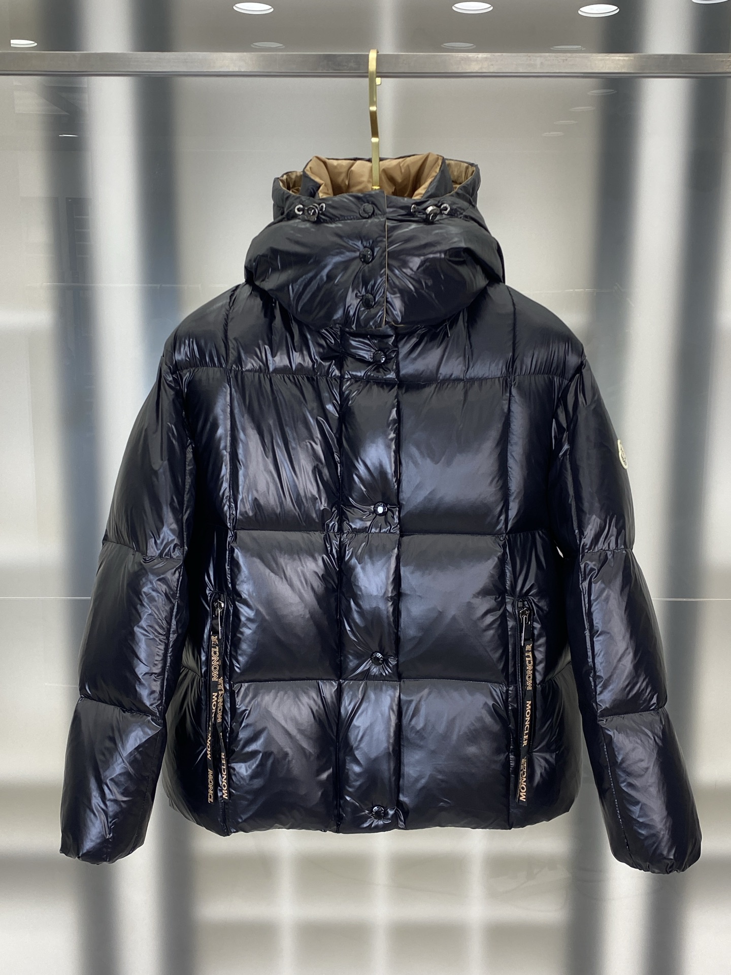 Moncler Female Jacket S-m-l