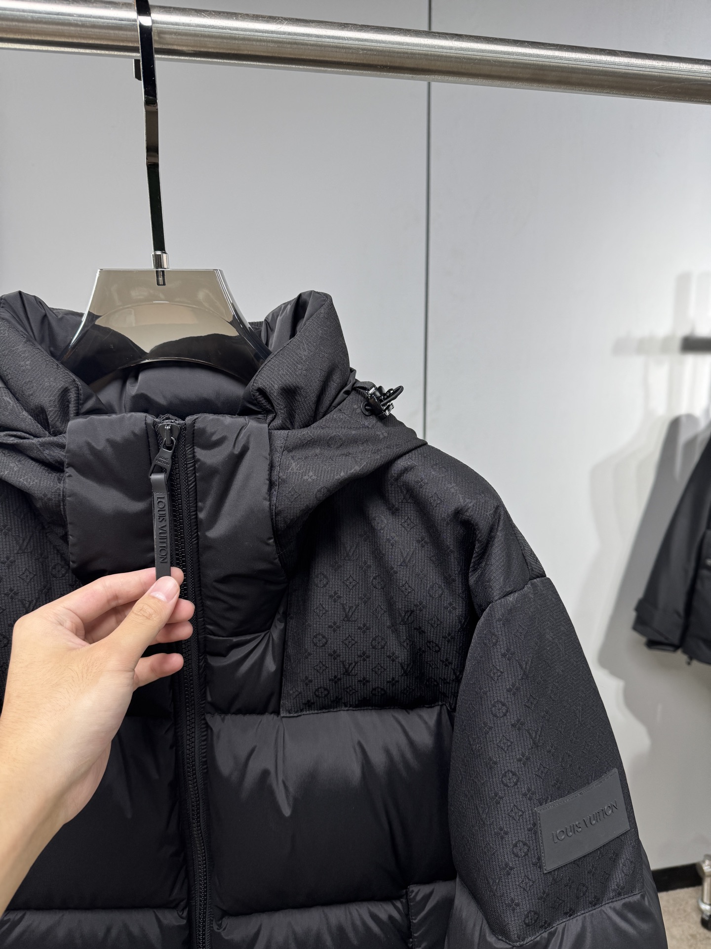 Louis Vuitton Down Jacket L
