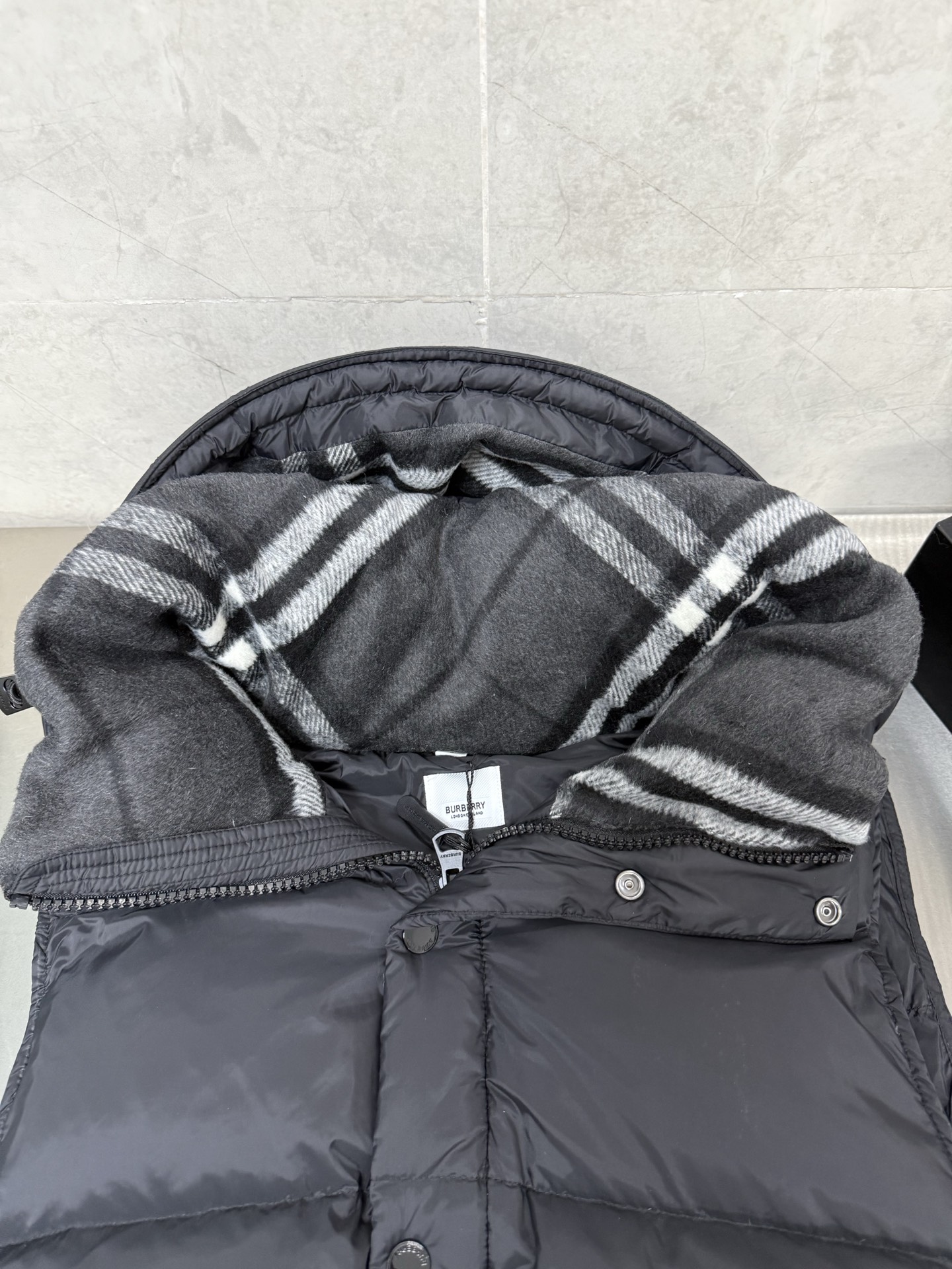 Burberry Couple Down Jacket Black Hooded S-m-l-xl