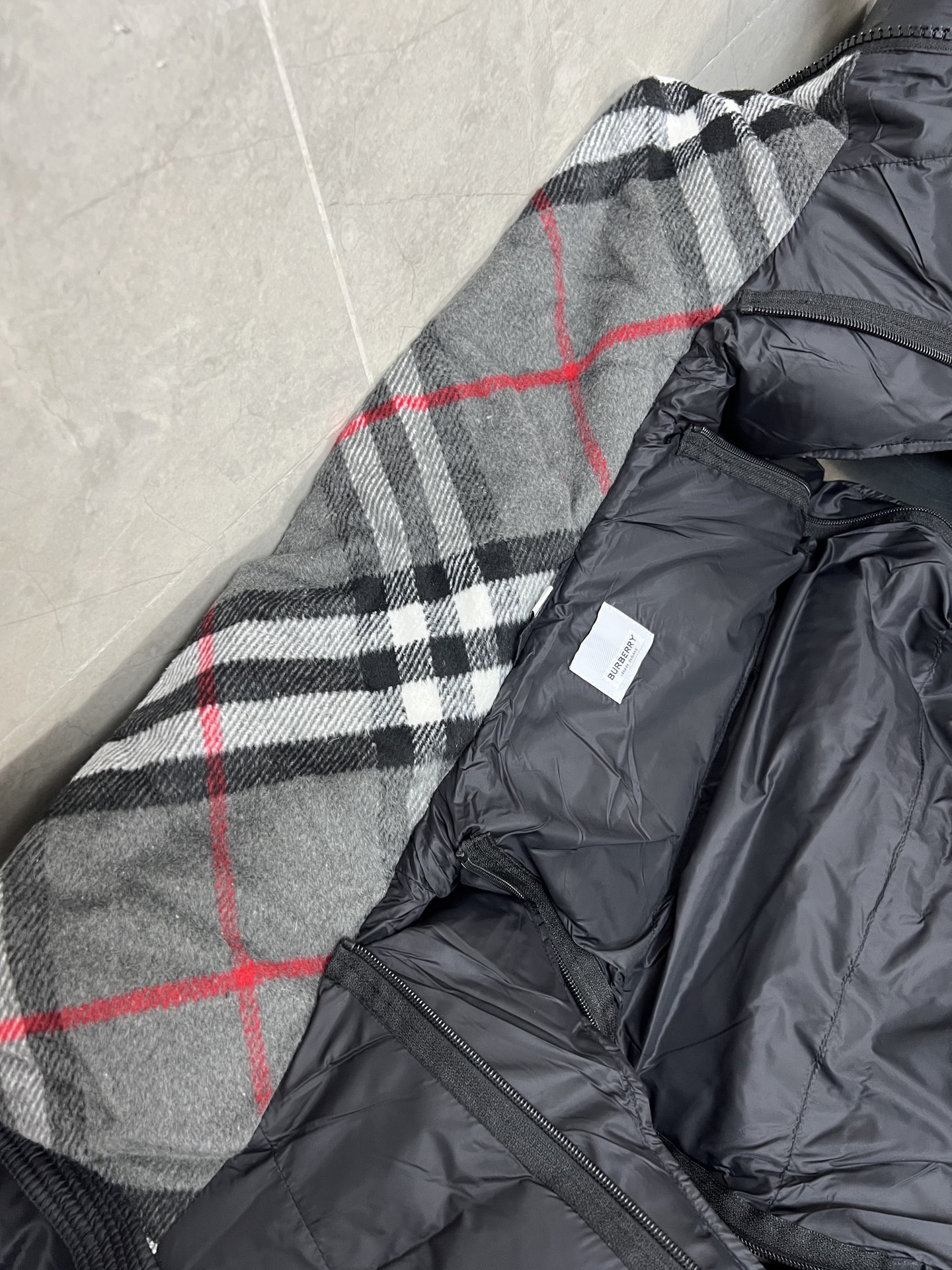 Burberry Couple Down Jacket Black Hooded S-m-l-xl