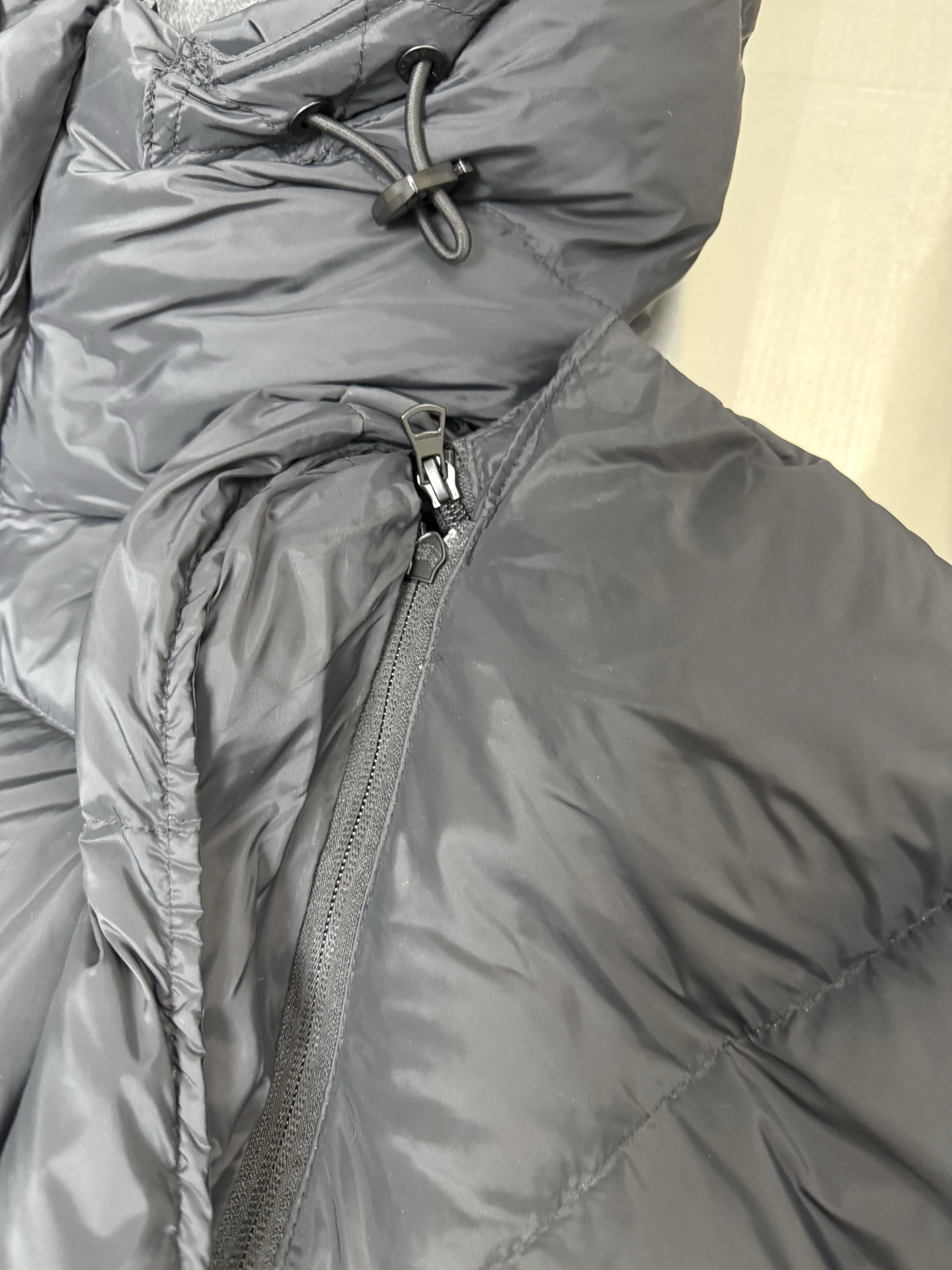 Burberry Couple Down Jacket Black Hooded S-m-l-xl