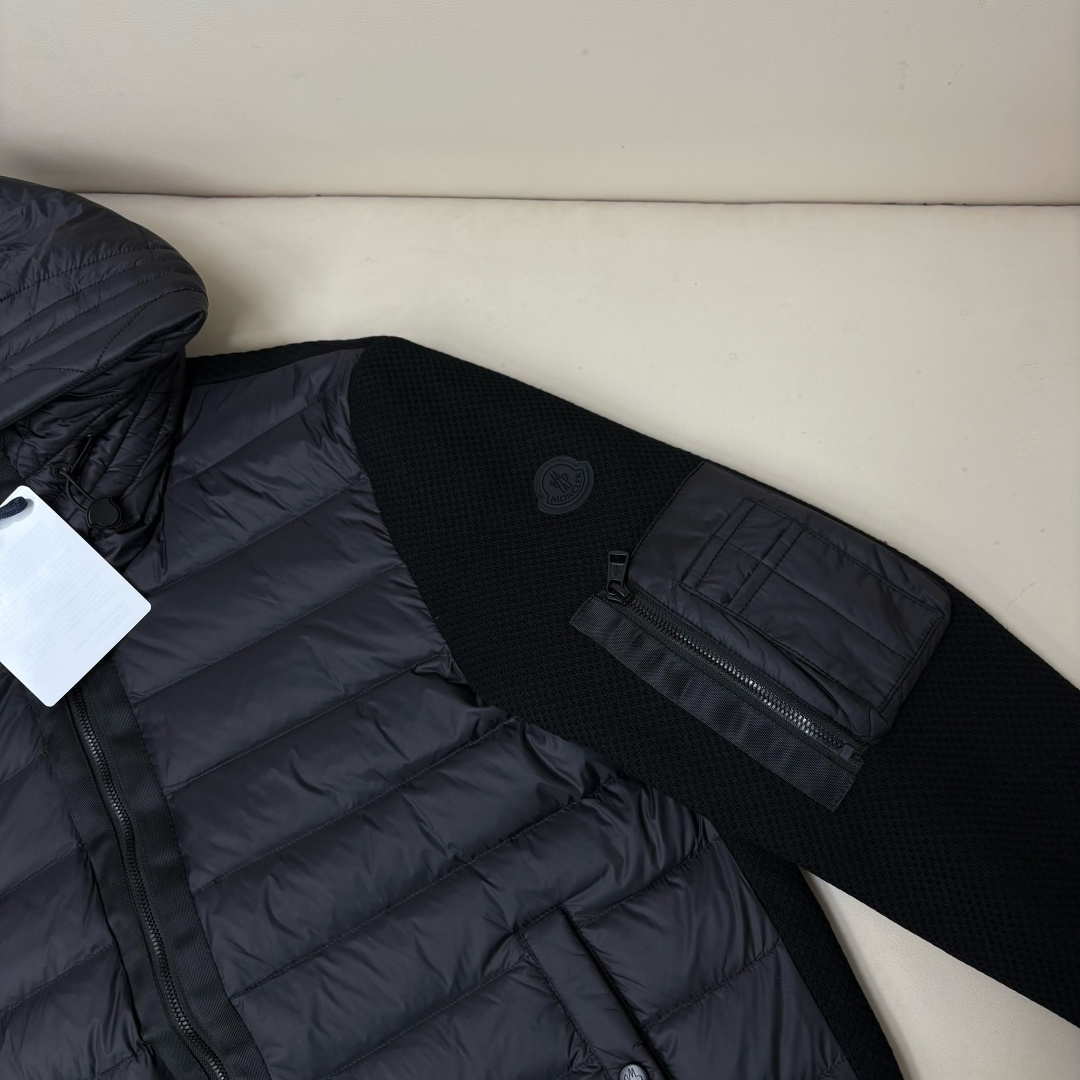 Moncler Down Jacket M-l