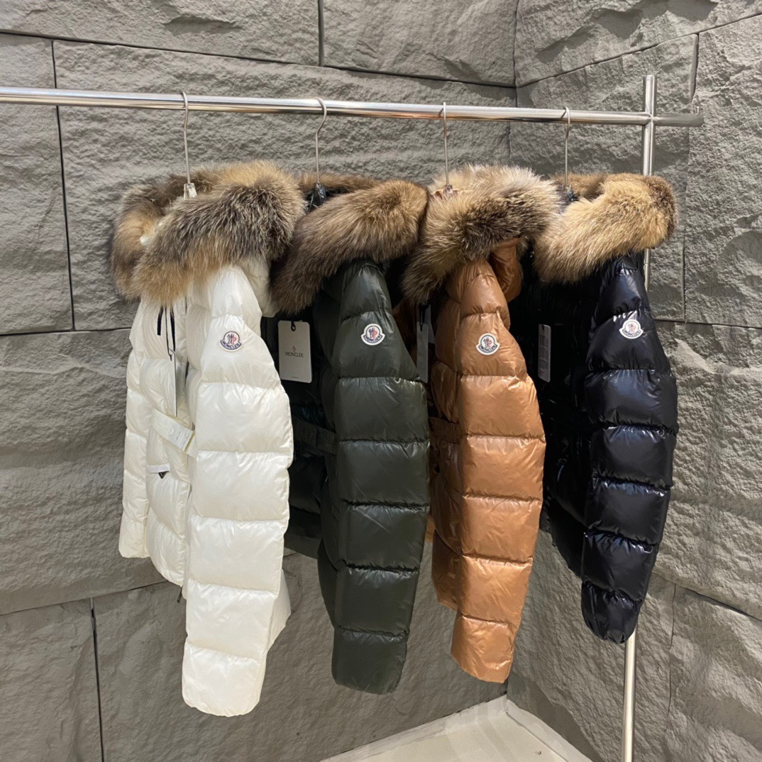 Moncler Female Down Jacket Black Hooded S-m-l