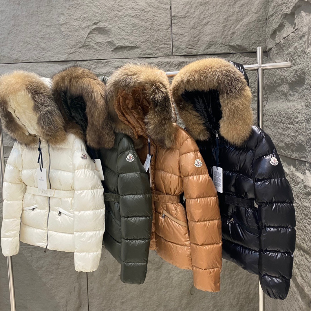 Moncler Female Down Jacket Black Hooded S-m-l