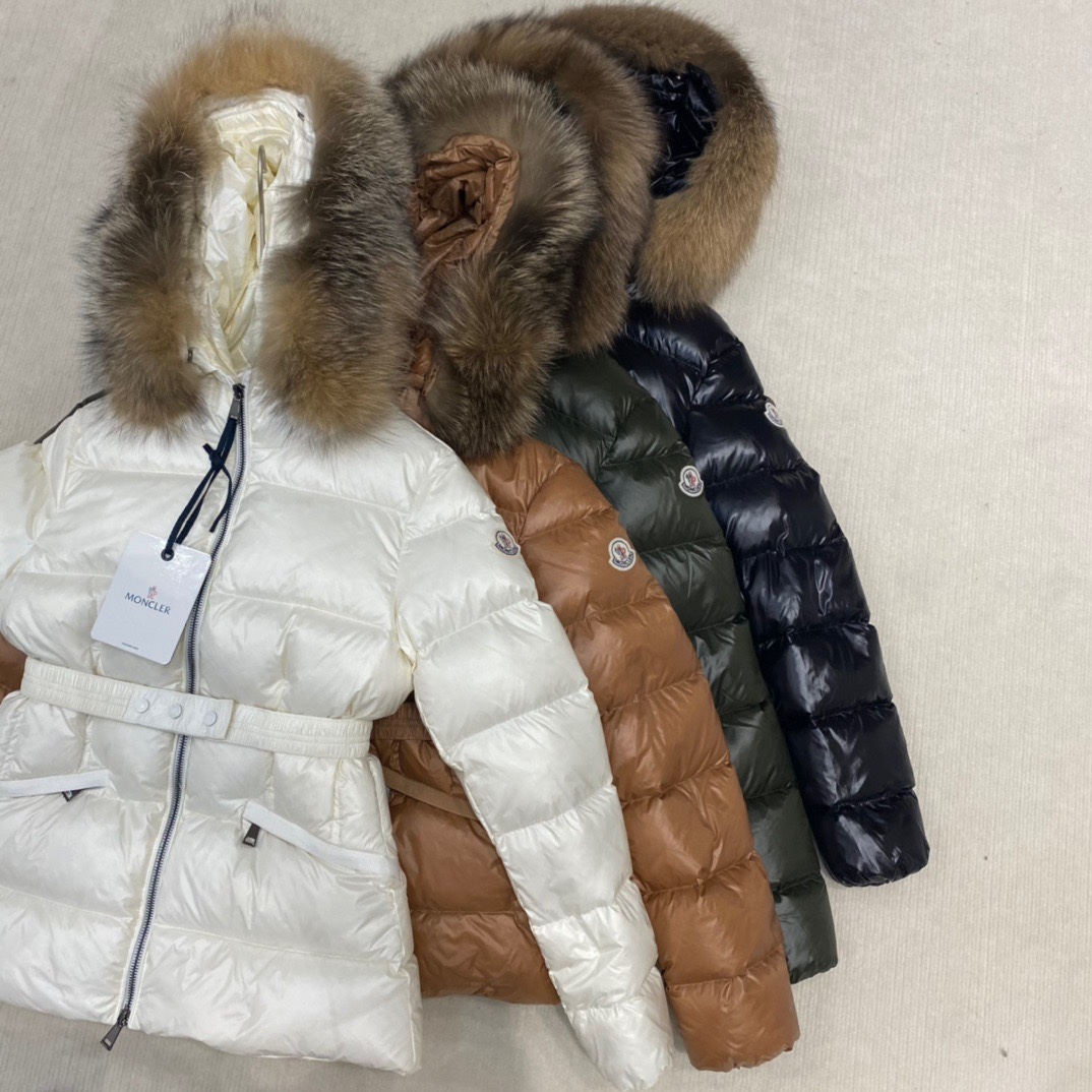Moncler Female Down Jacket Black Hooded S-m-l