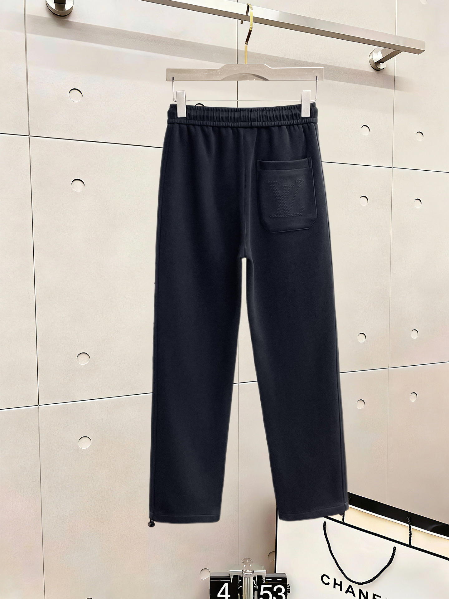 Louis Vuitton Basic Clothing M-l-xl