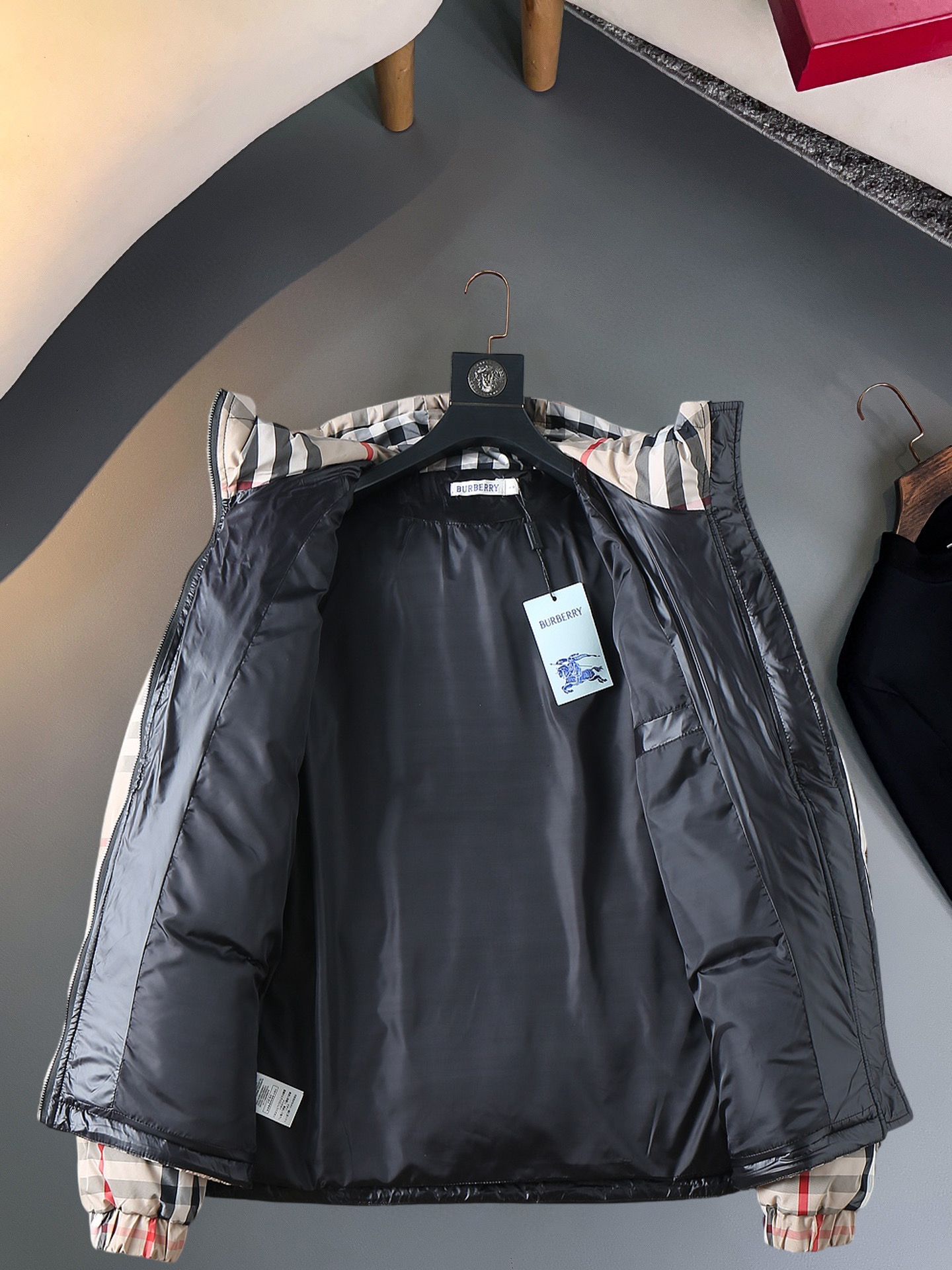 Burberry Down Jacket Goose Down M-l-xl