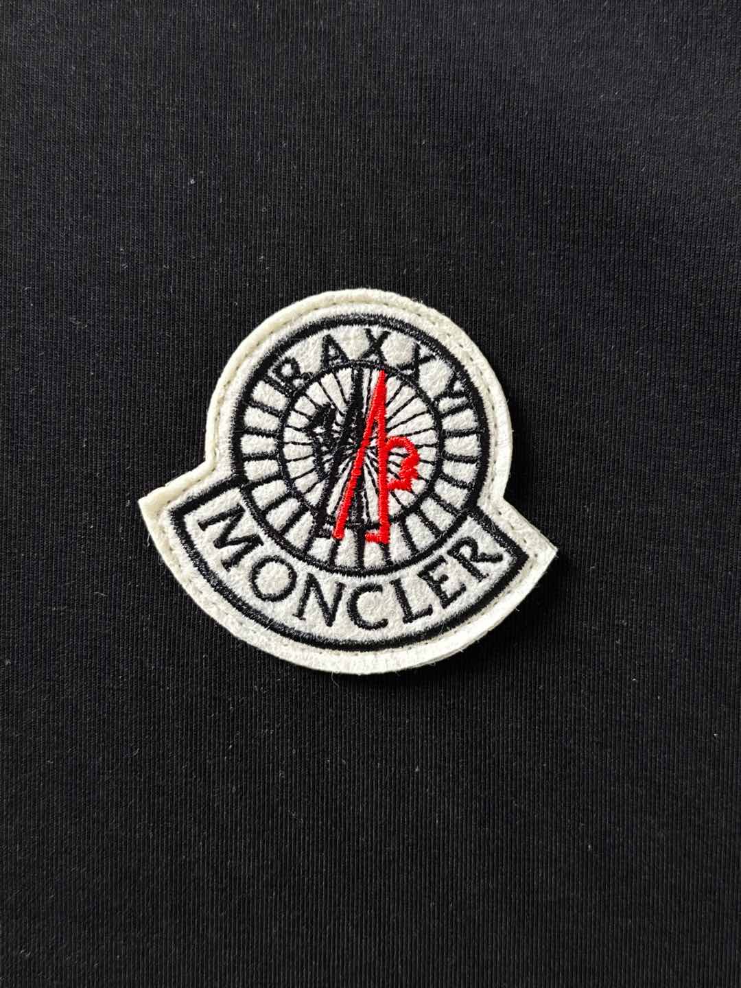 Moncler Basic Clothing S-m-l-xxl