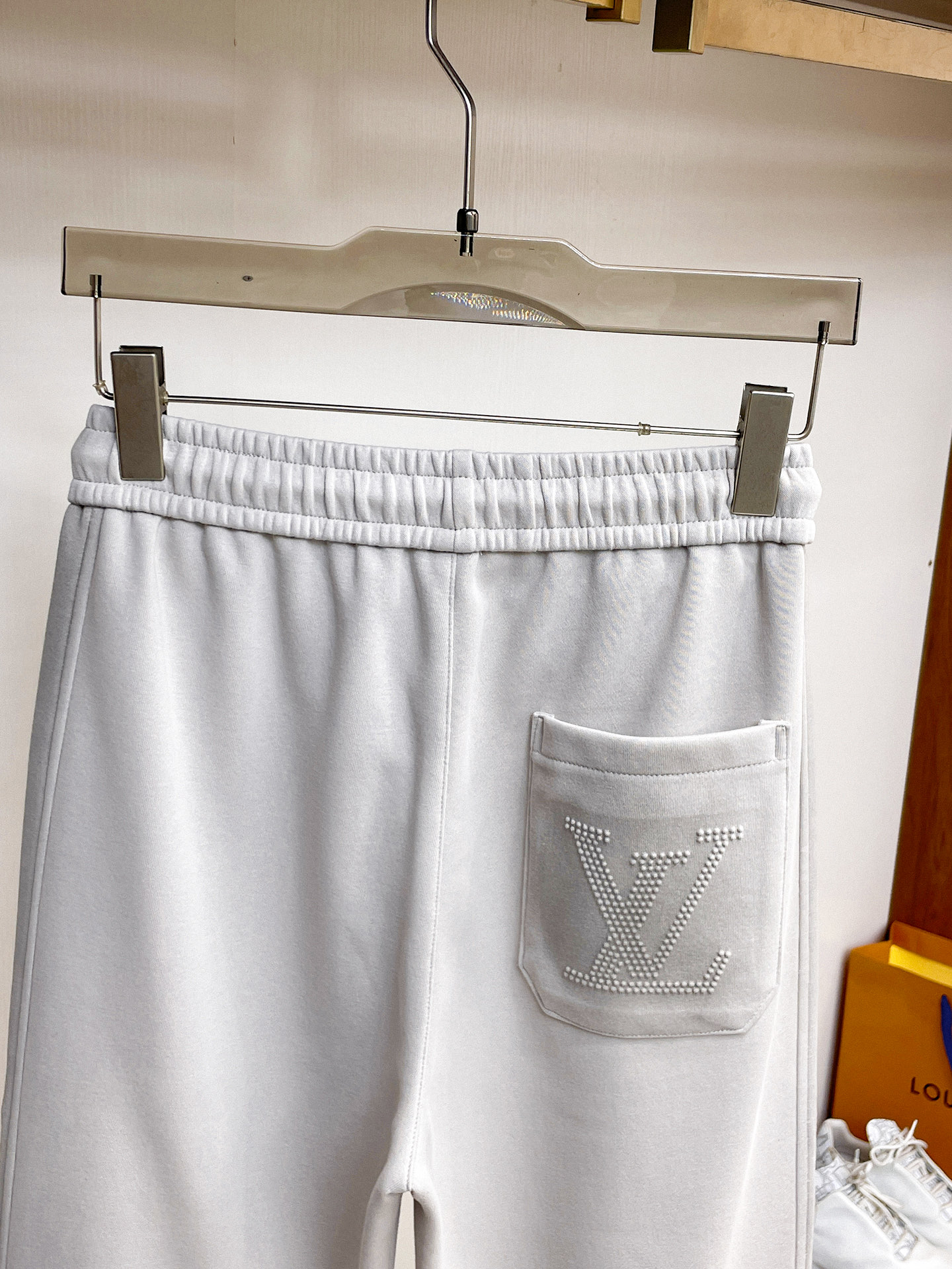 Louis Vuitton Basic Clothing M-l-xl